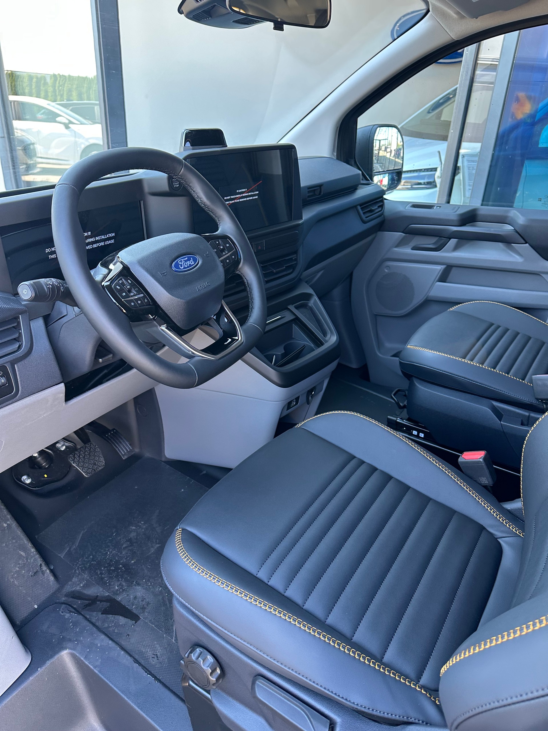 FORD Transit C combi 320 L1 2.0 Eco Trail/170CV/4x4 Aut.-image-9