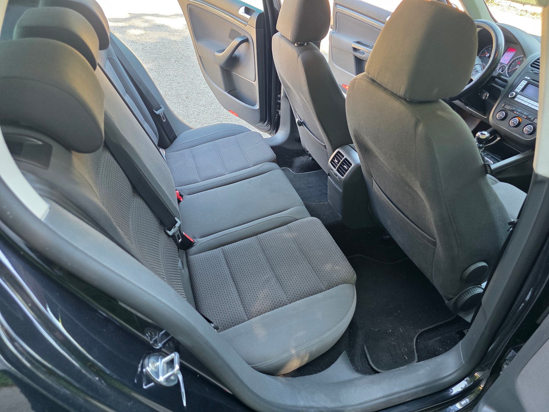 VW Golf 1.4 TSI GT Sport. Mit Klimaanlage-image-9
