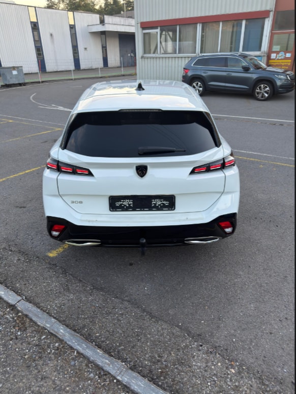 PEUGEOT 308 SW 1.5 BlueHDI Active Pack EAT8-image-2