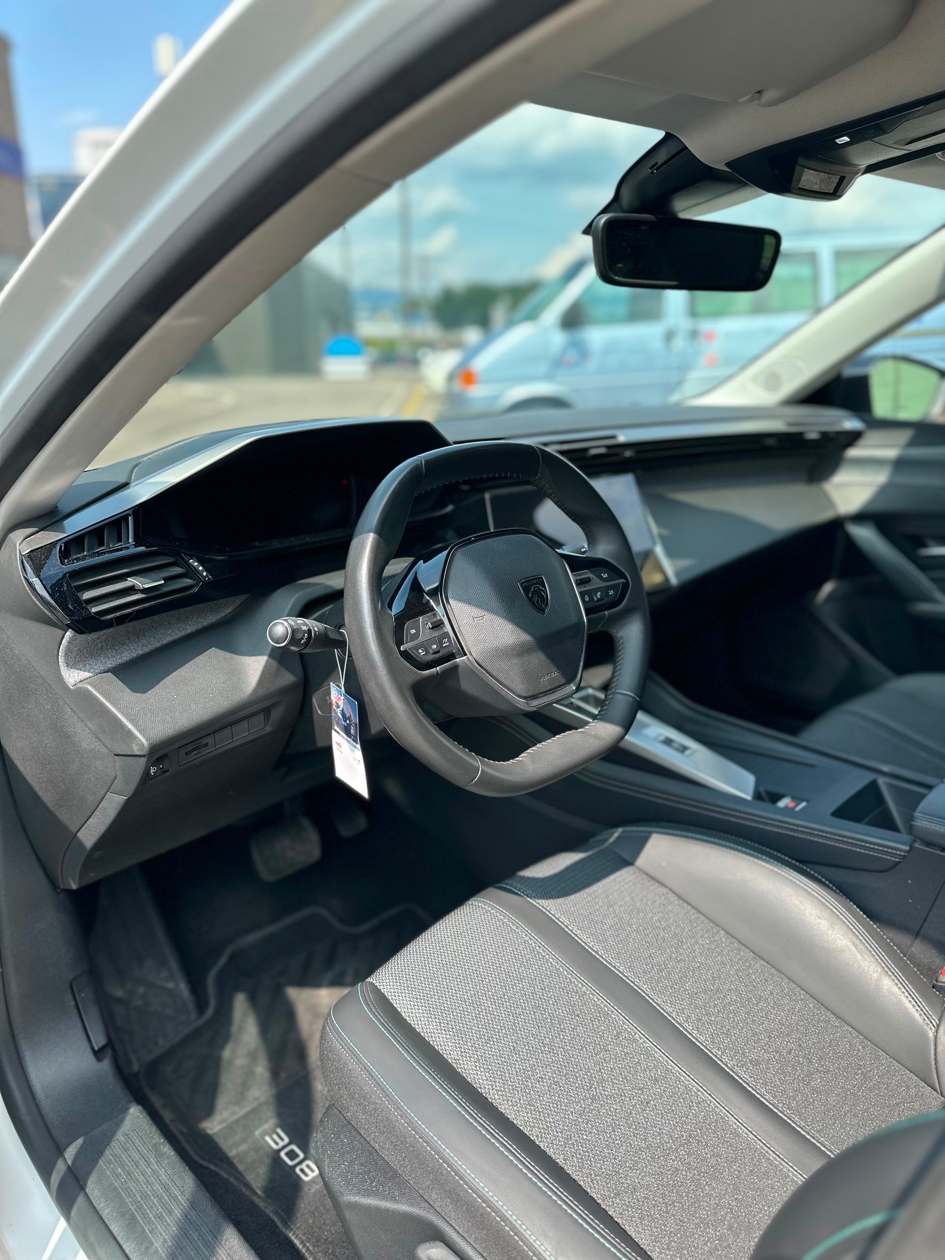 PEUGEOT 308 SW 1.5 BlueHDI Active Pack EAT8-image-10