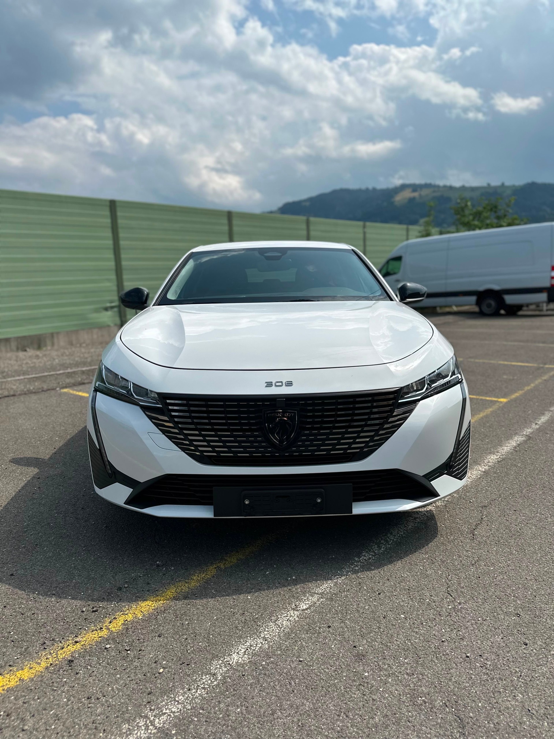 PEUGEOT 308 SW 1.5 BlueHDI Active Pack EAT8-image-3