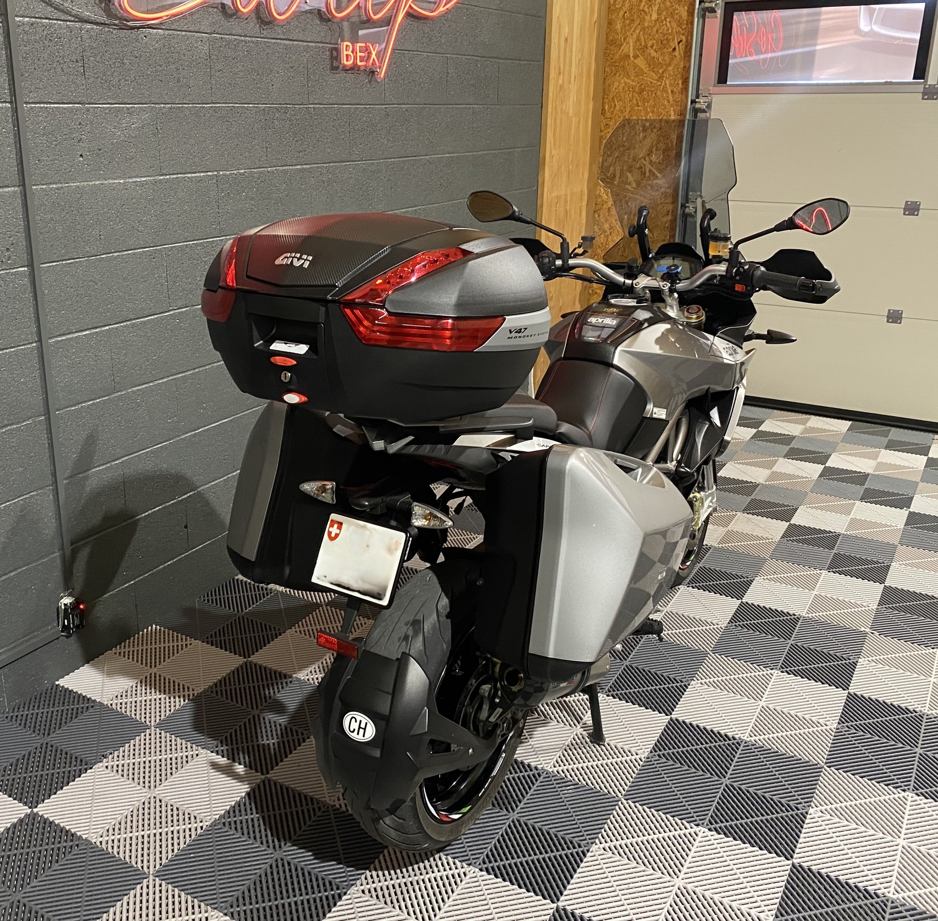 APRILIA Caponord 1200 ABS/TC Travel Pack-image-5