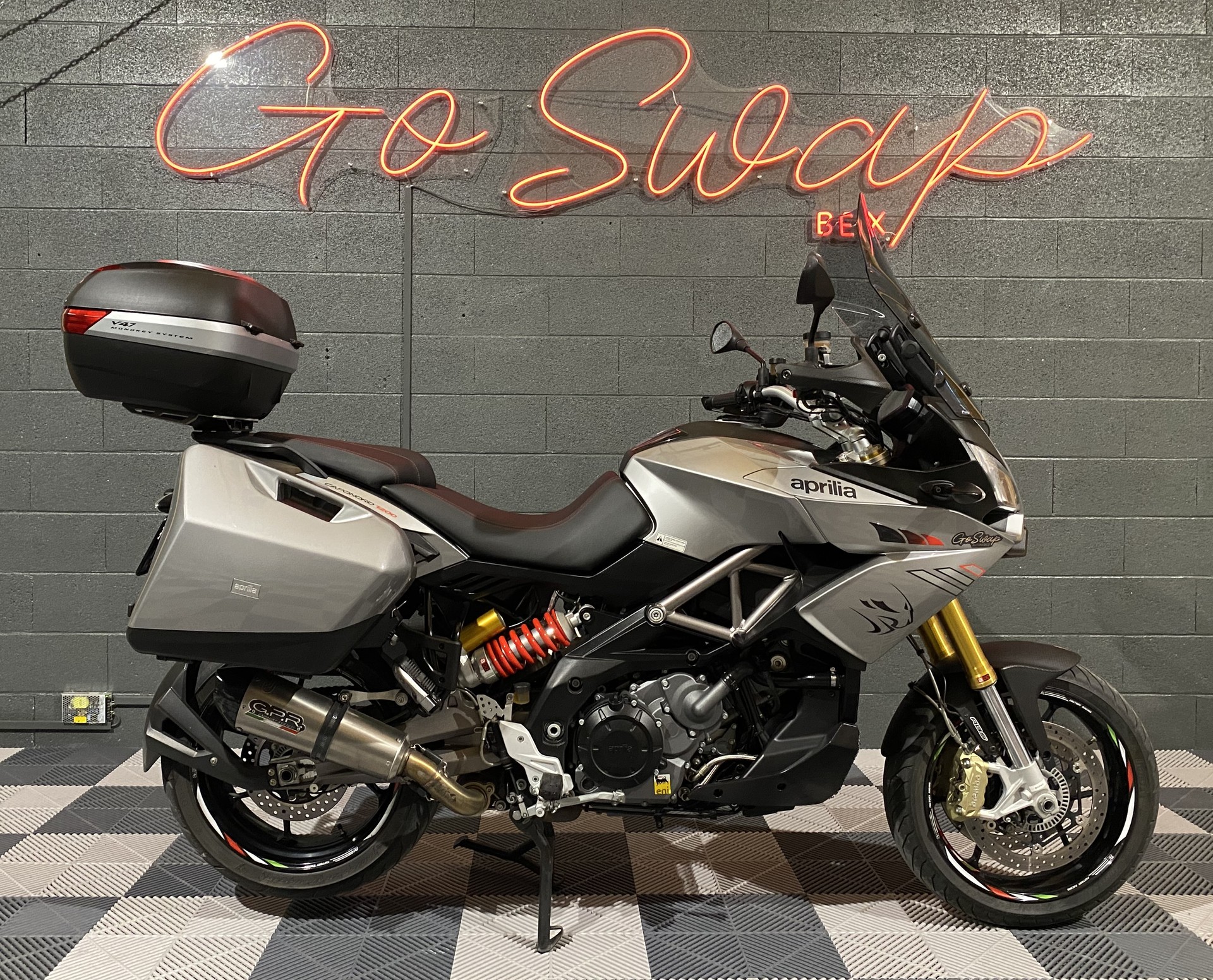 APRILIA Caponord 1200 ABS/TC Travel Pack