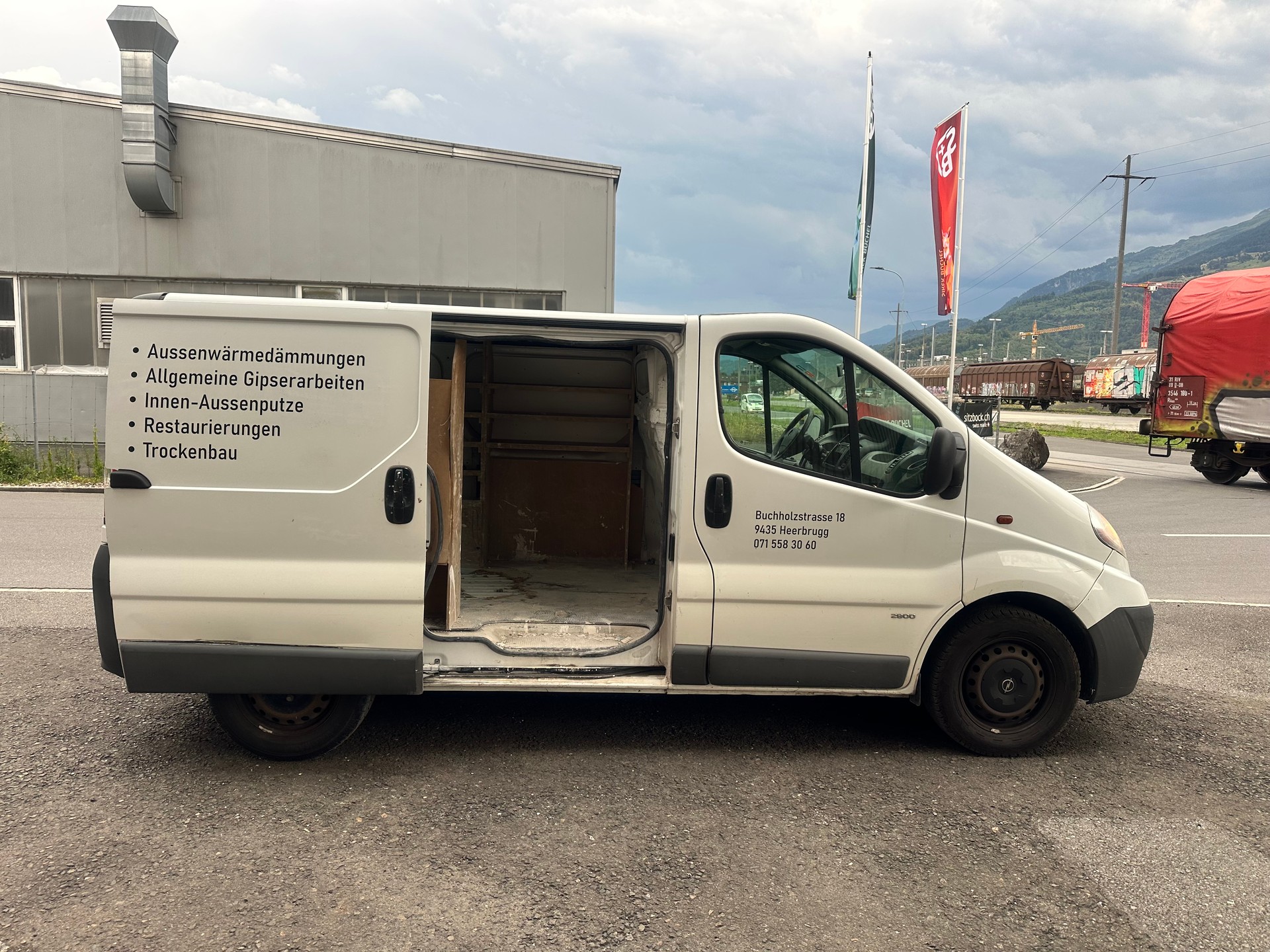 OPEL Vivaro 2.0 CDTI 2.7t L1H1-image-8