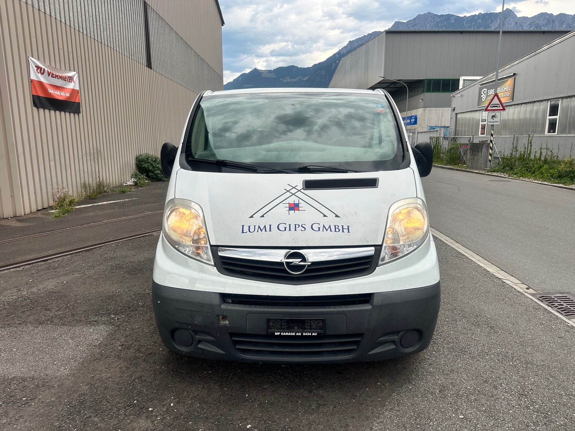 OPEL Vivaro 2.0 CDTI 2.7t L1H1-image-0
