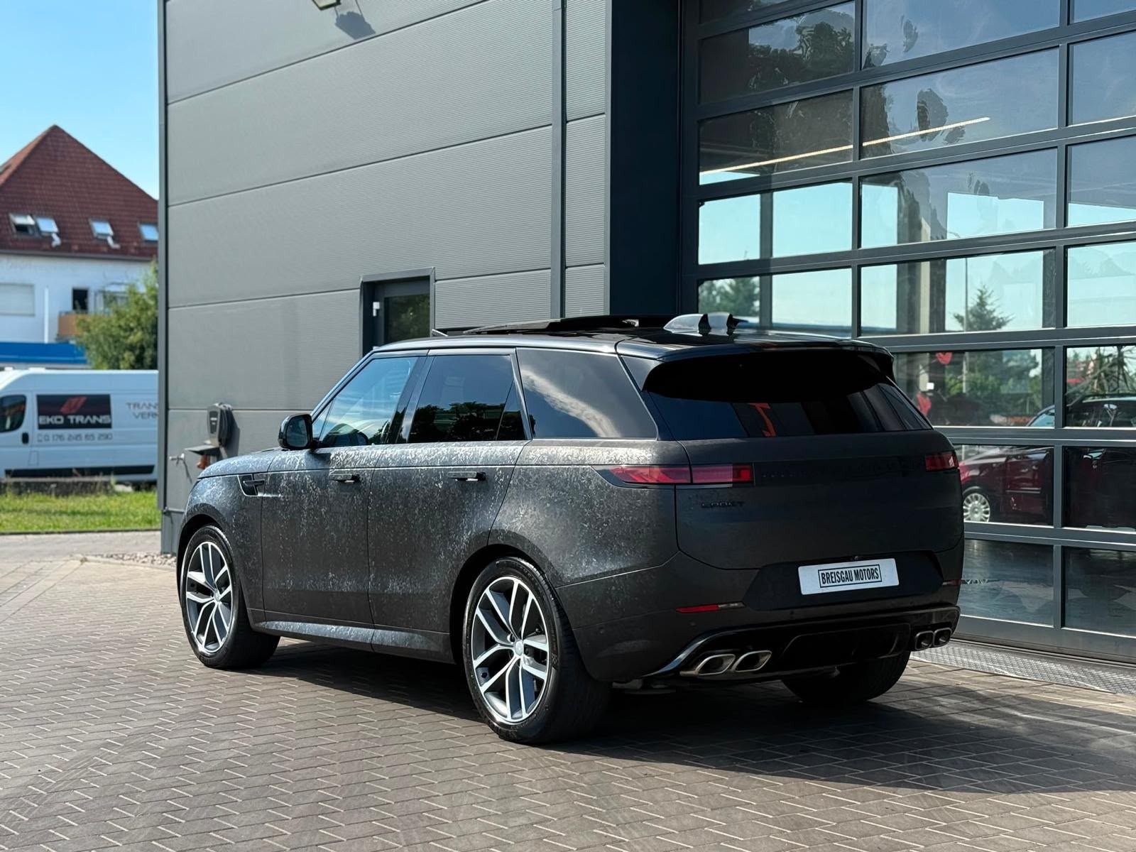 LAND ROVER 4.4 V8 First Edition-image-2