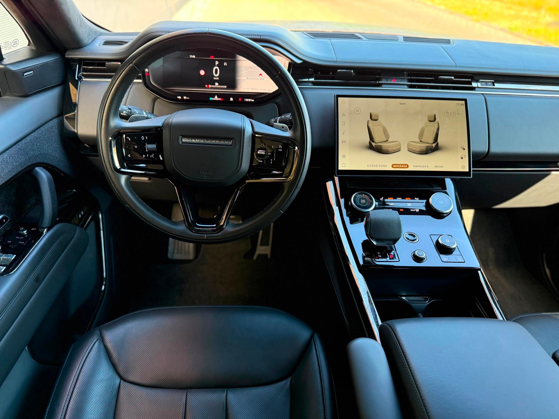 LAND ROVER 4.4 V8 First Edition-image-4