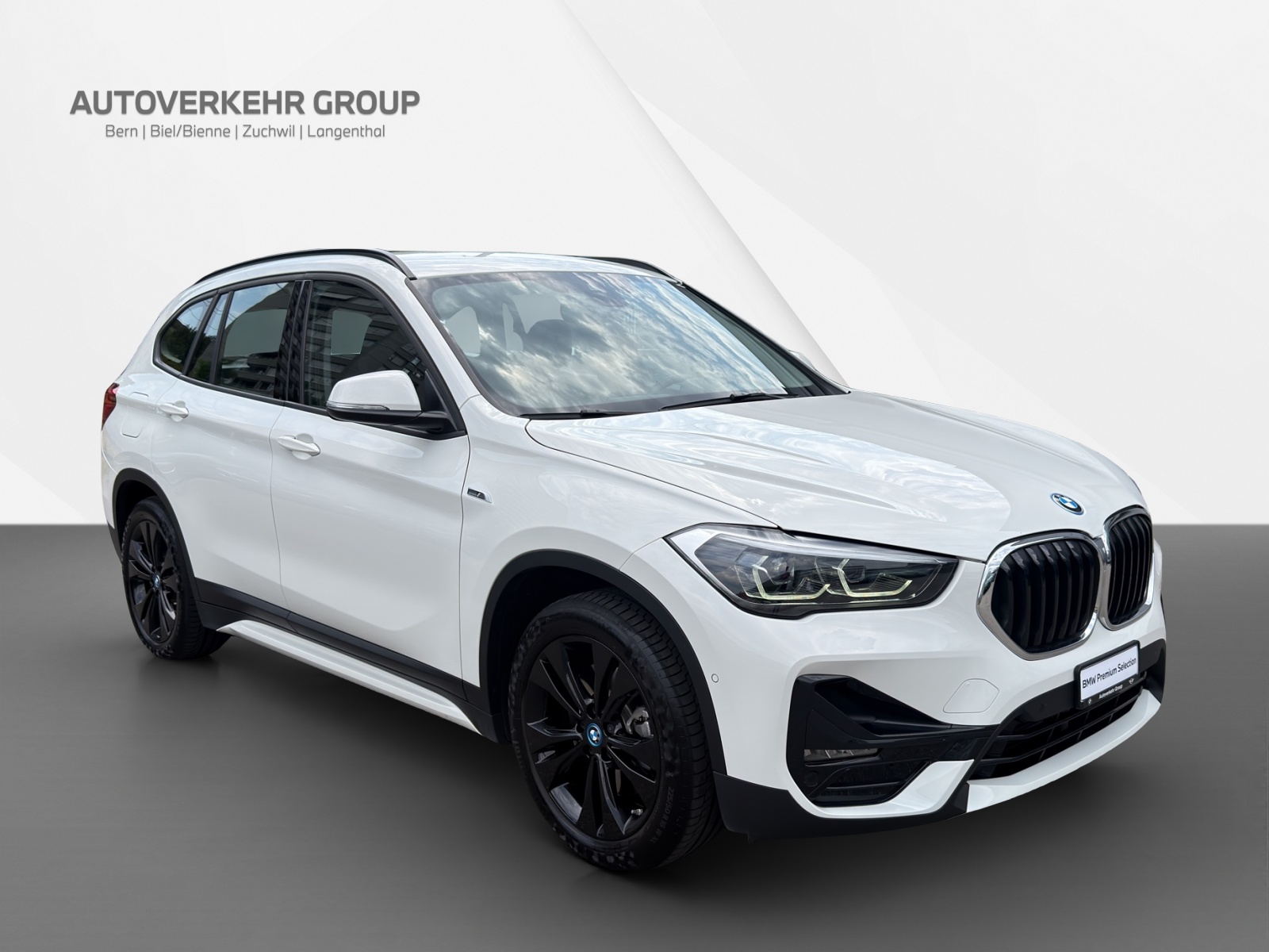 BMW X1 xDrive 25e Sport Line-image-8