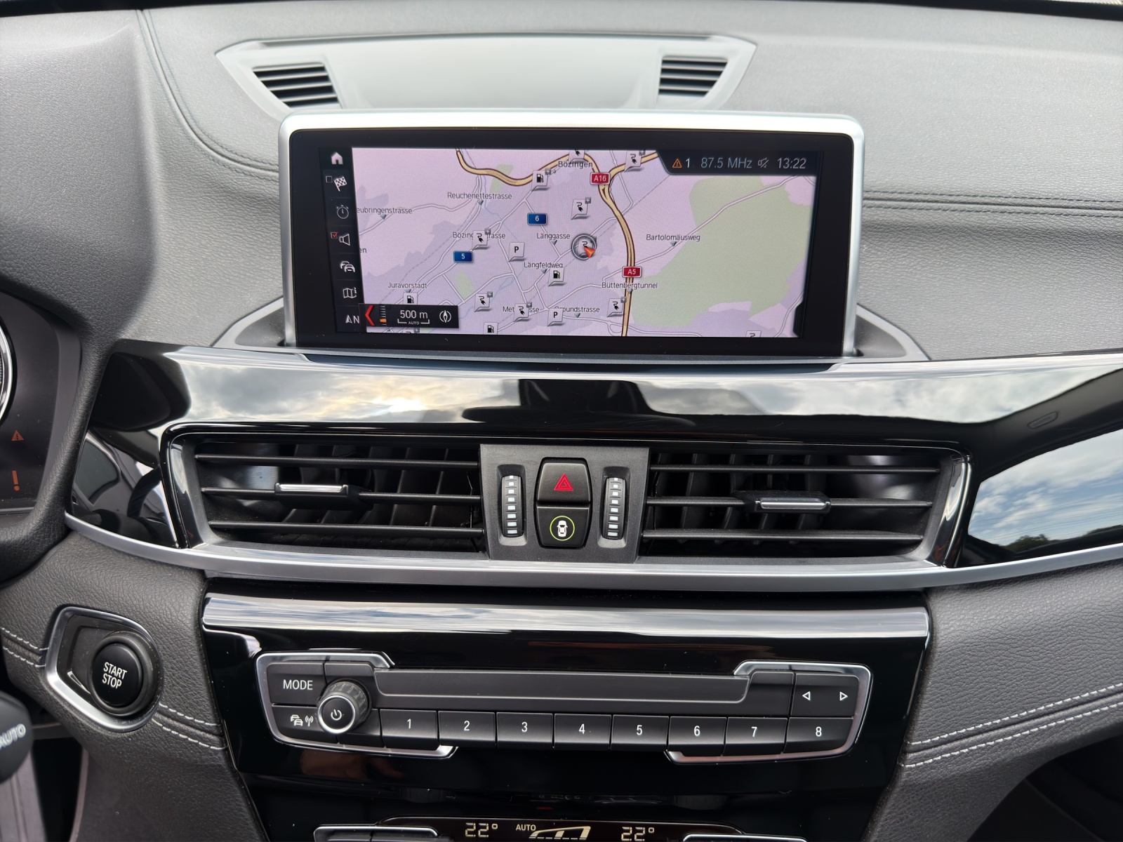 BMW X1 xDrive 25e Sport Line-image-13