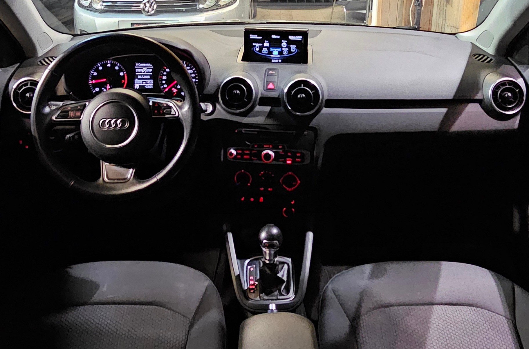AUDI A1 Sportback 1.0 TFSI S-tronic-image-10