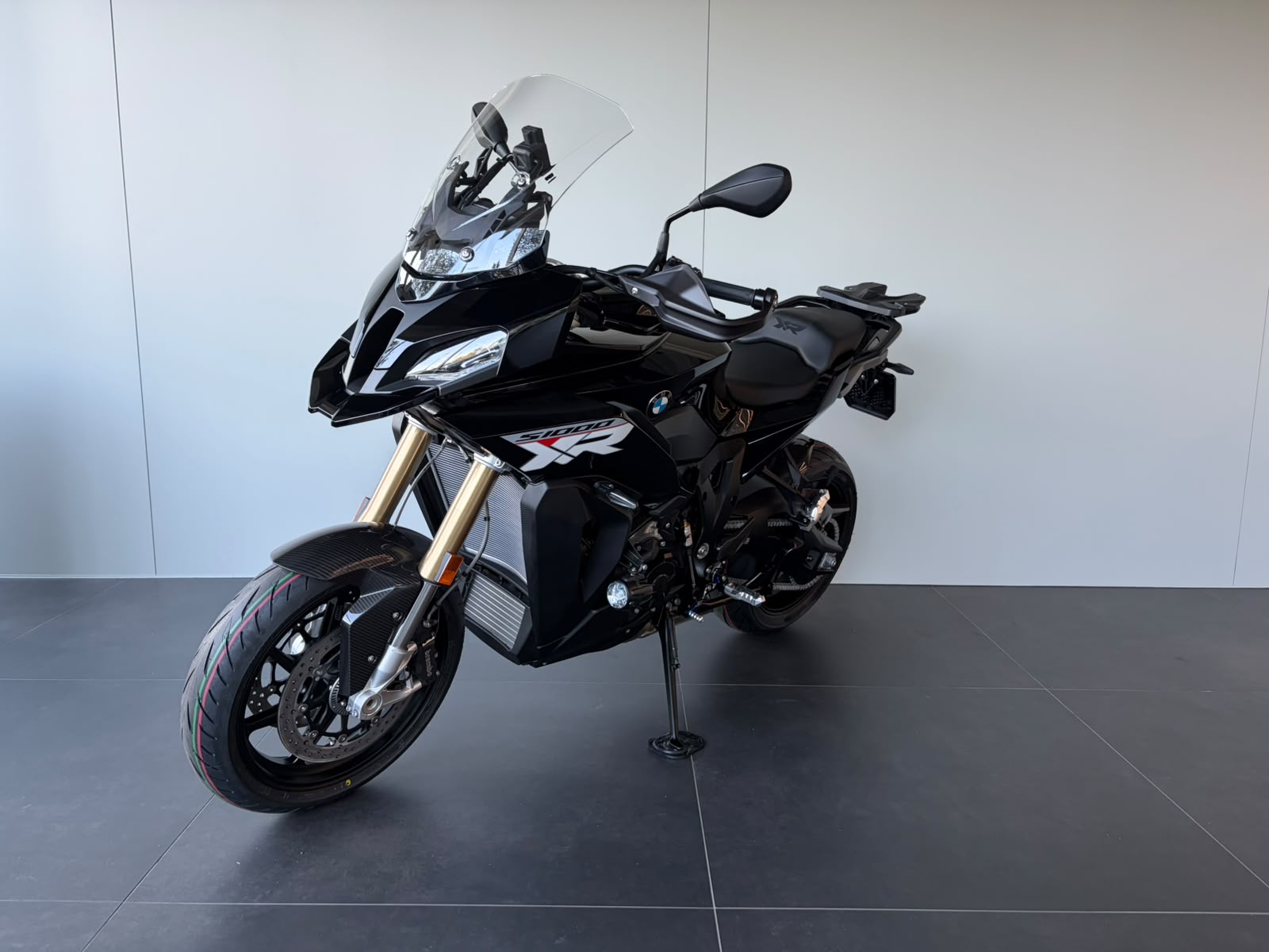 BMW S 1000 XR - mit 2.94%-Leasing ab 276.-/Monat möglich*-showroom-element-3
