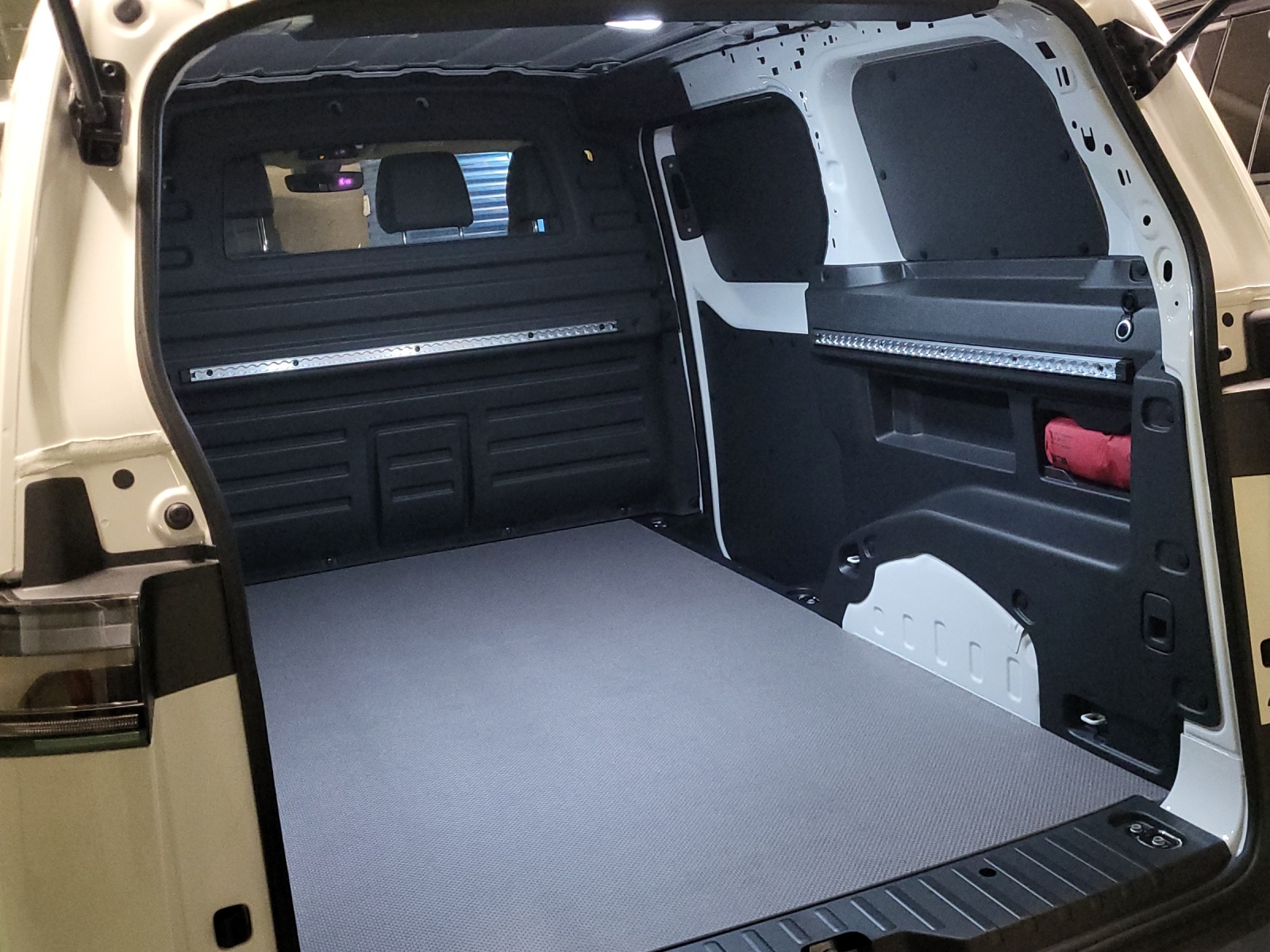 VW ID Buzz Cargo Pure-image-20