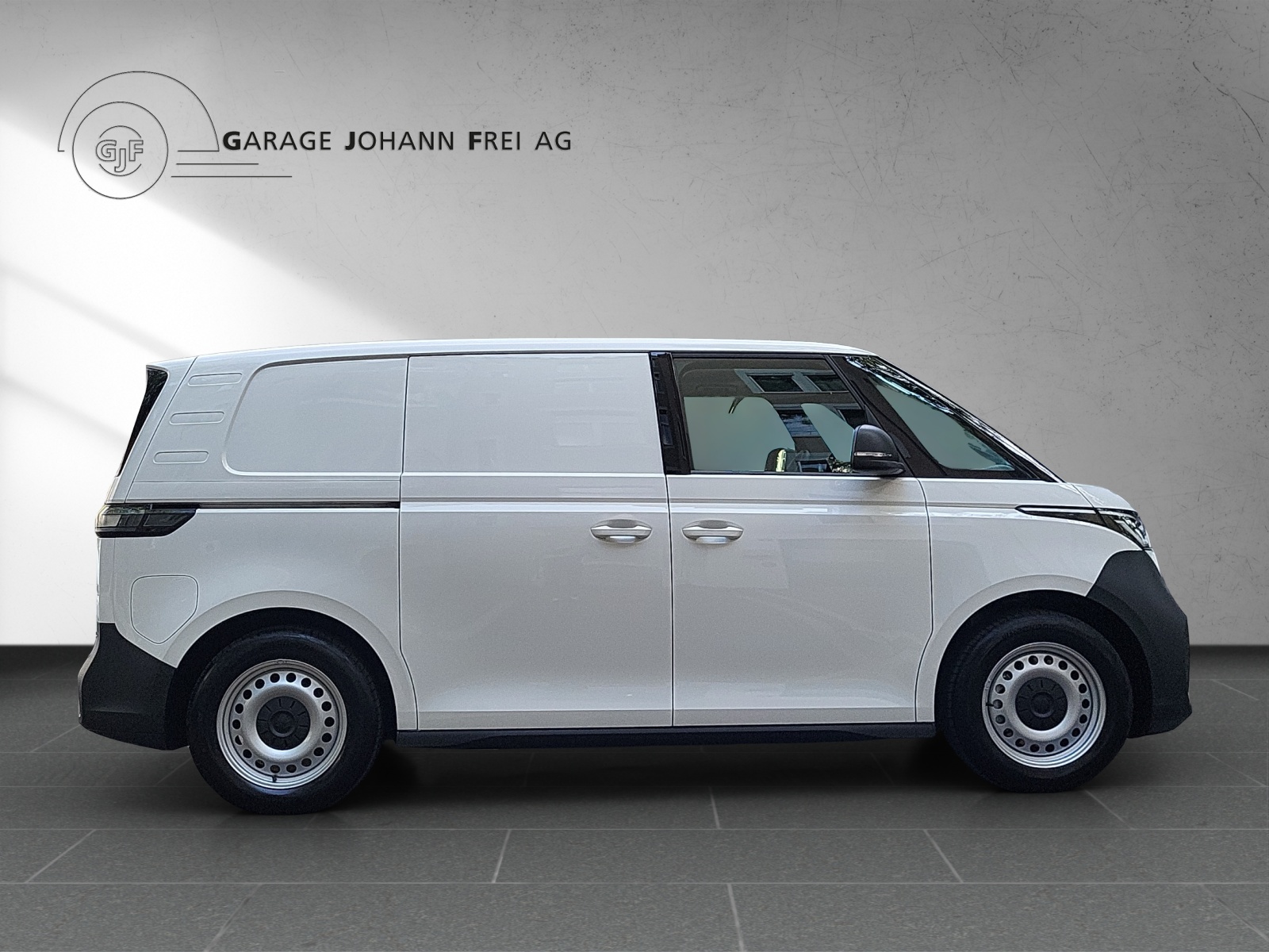 VW ID Buzz Cargo Pure-image-5
