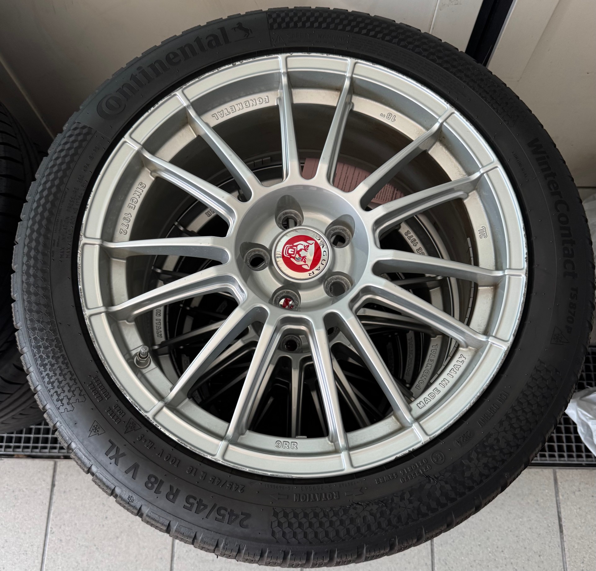 JAGUAR XF Sportbrake 30t Portfolio AWD-image-22