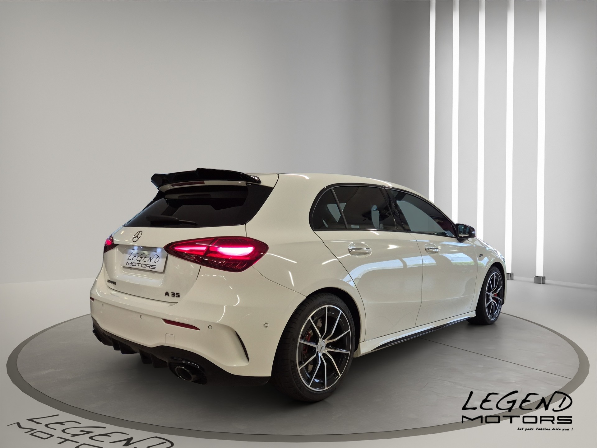 MERCEDES-BENZ A AMG 35 4Matic 8G-DCT -CH--image-5
