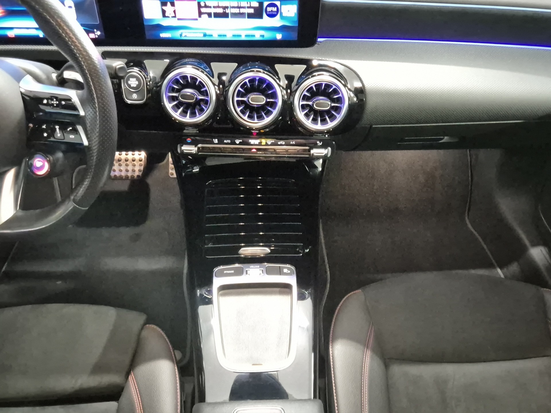 MERCEDES-BENZ A AMG 35 4Matic 8G-DCT -CH--image-10