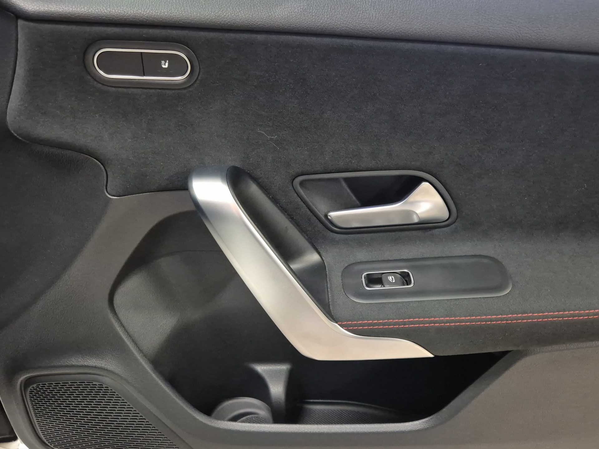 MERCEDES-BENZ A AMG 35 4Matic 8G-DCT -CH--image-15