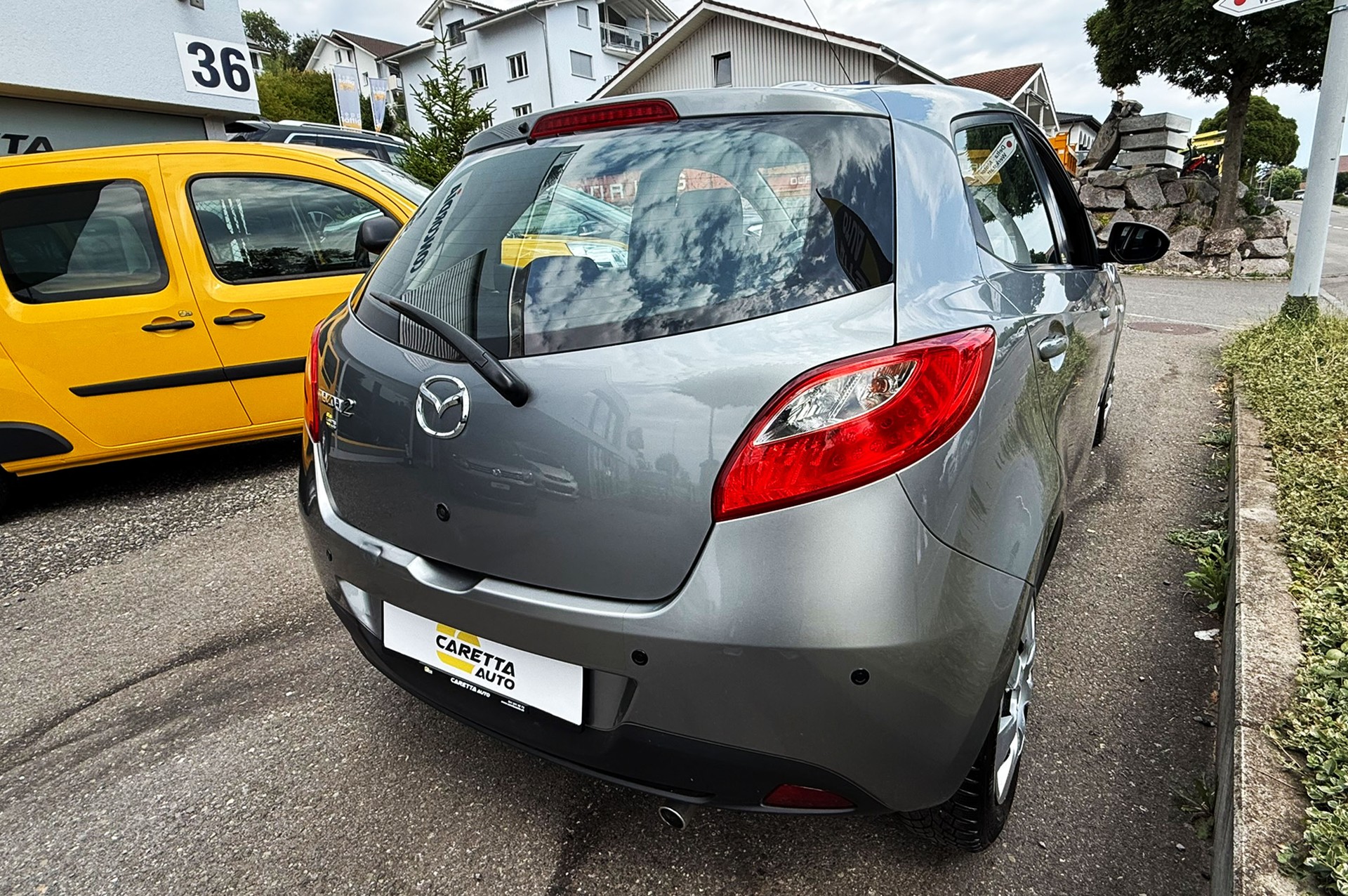 MAZDA 2 1.5i 16V Exclusive Automatic-image-7