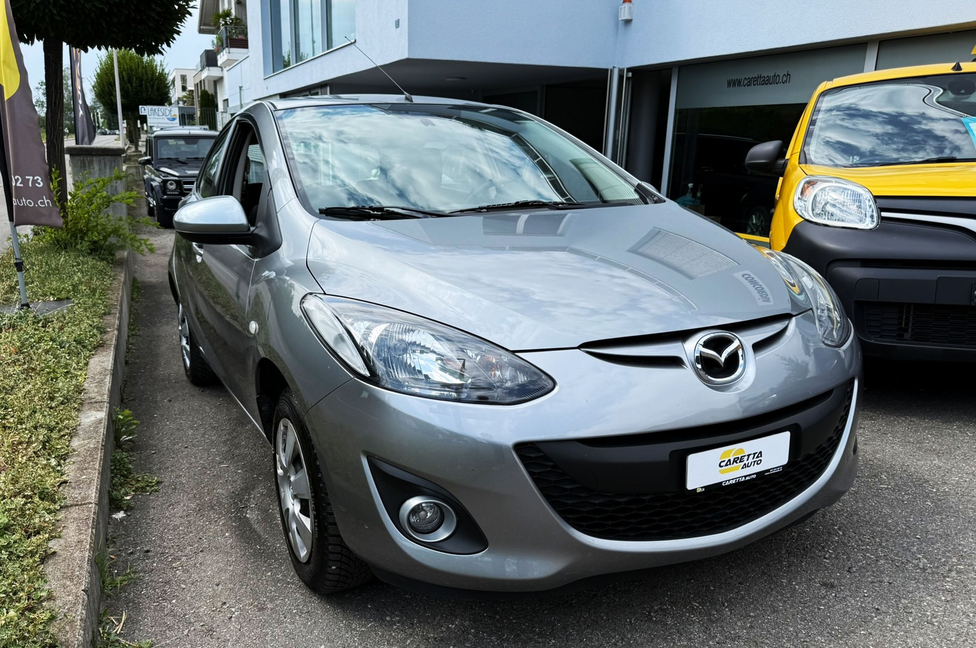 MAZDA 2 1.5i 16V Exclusive Automatic-image-0