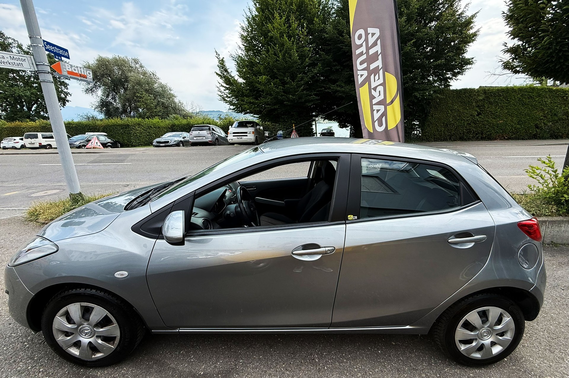 MAZDA 2 1.5i 16V Exclusive Automatic-image-3