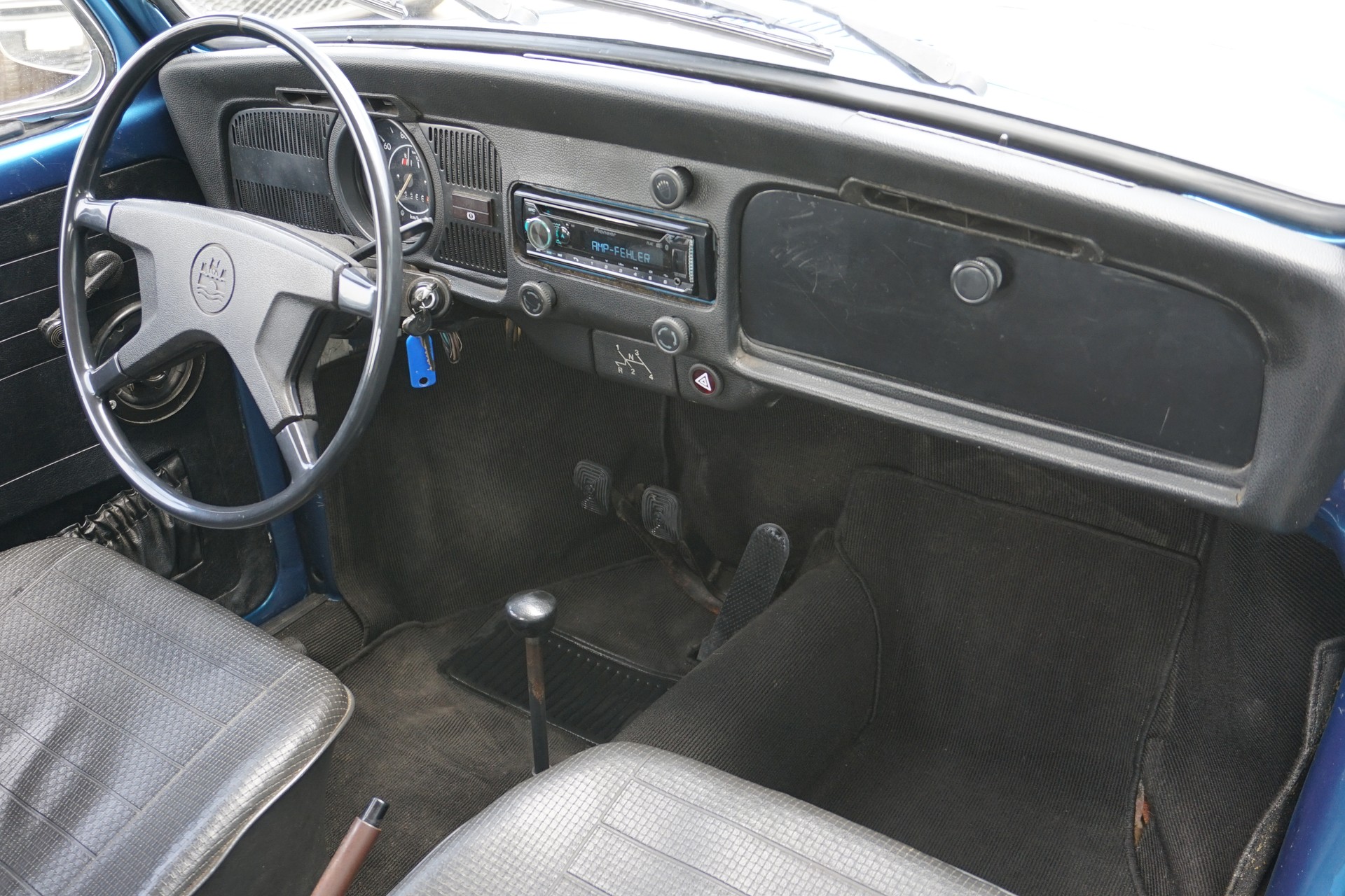 VW Käfer 11-1300 mit Schiebedach-image-17