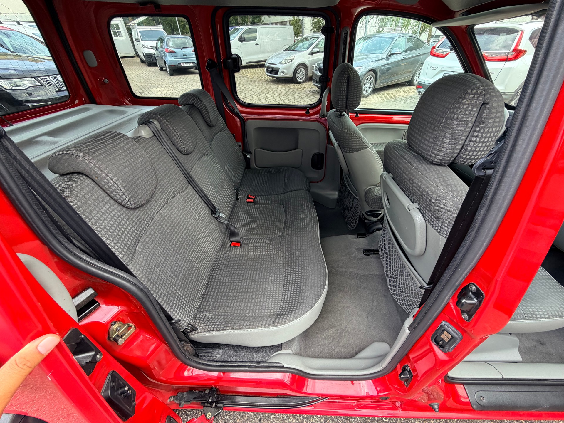 RENAULT Kangoo 1.6 16V Privilège-image-11