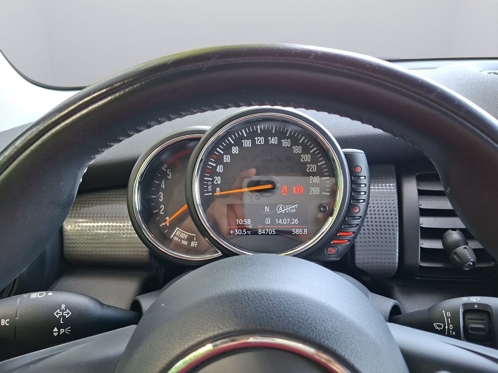 MINI Cooper-image-13