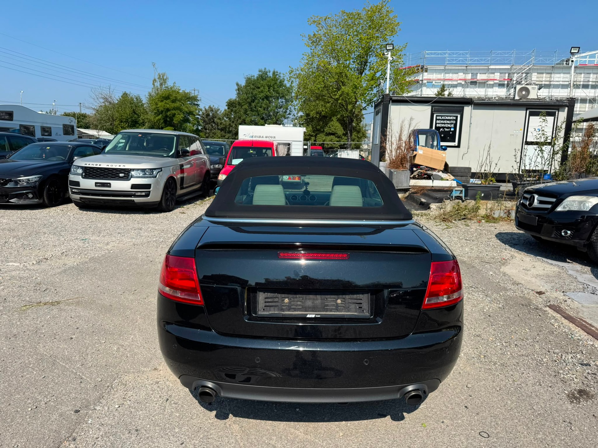 AUDI A4 Cabriolet 2.0T FSI multitronic-image-6