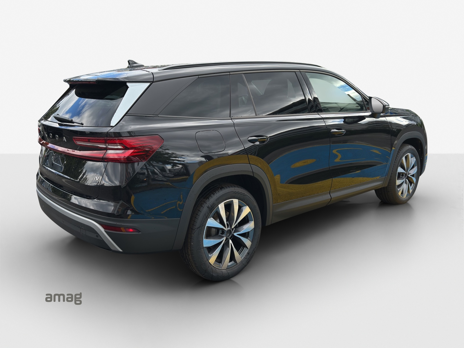 SKODA Kodiaq 1.5 TSI PHEV Selection-image-4