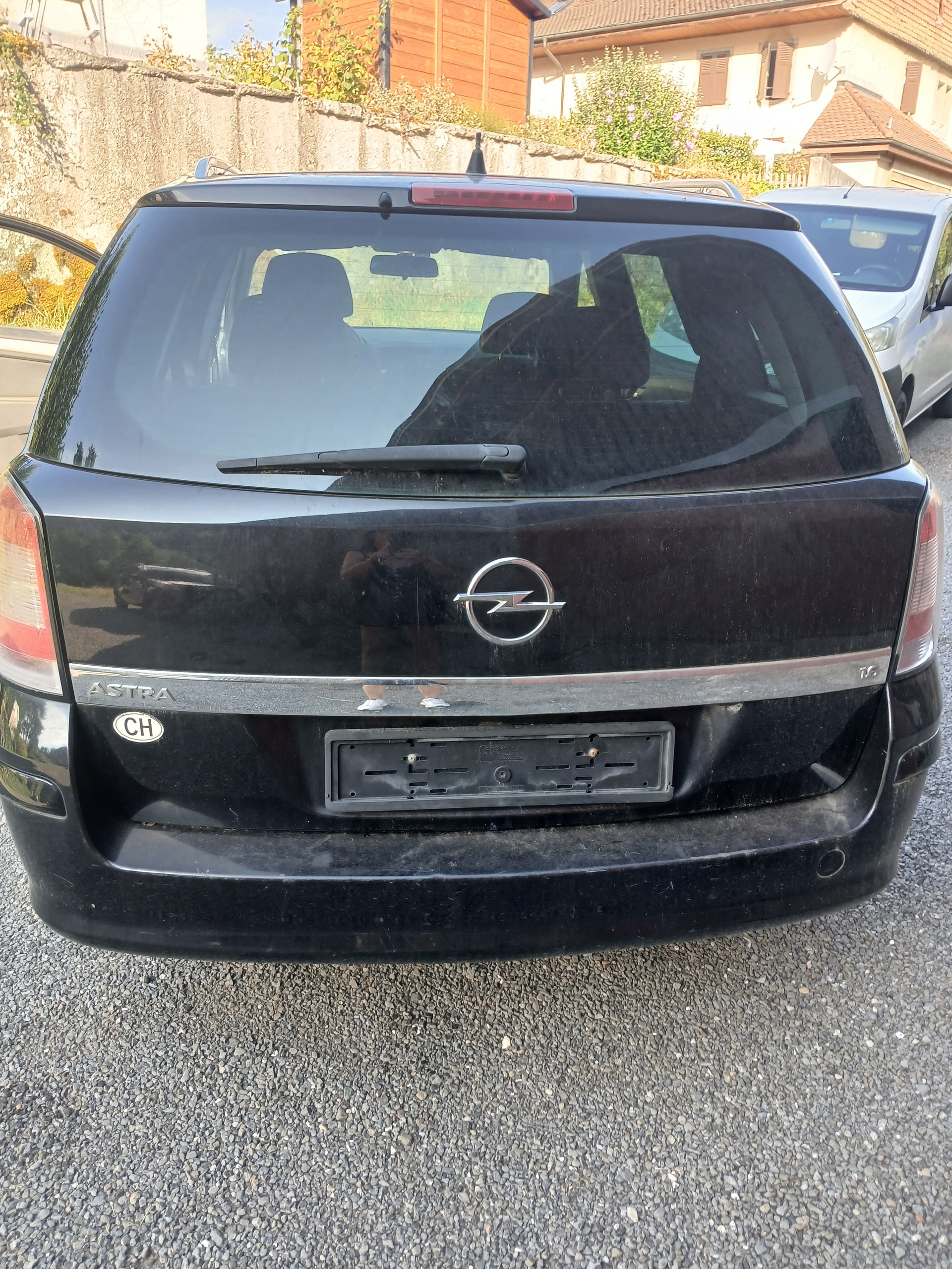 OPEL Astra Caravan 1.6i 16V-image-3