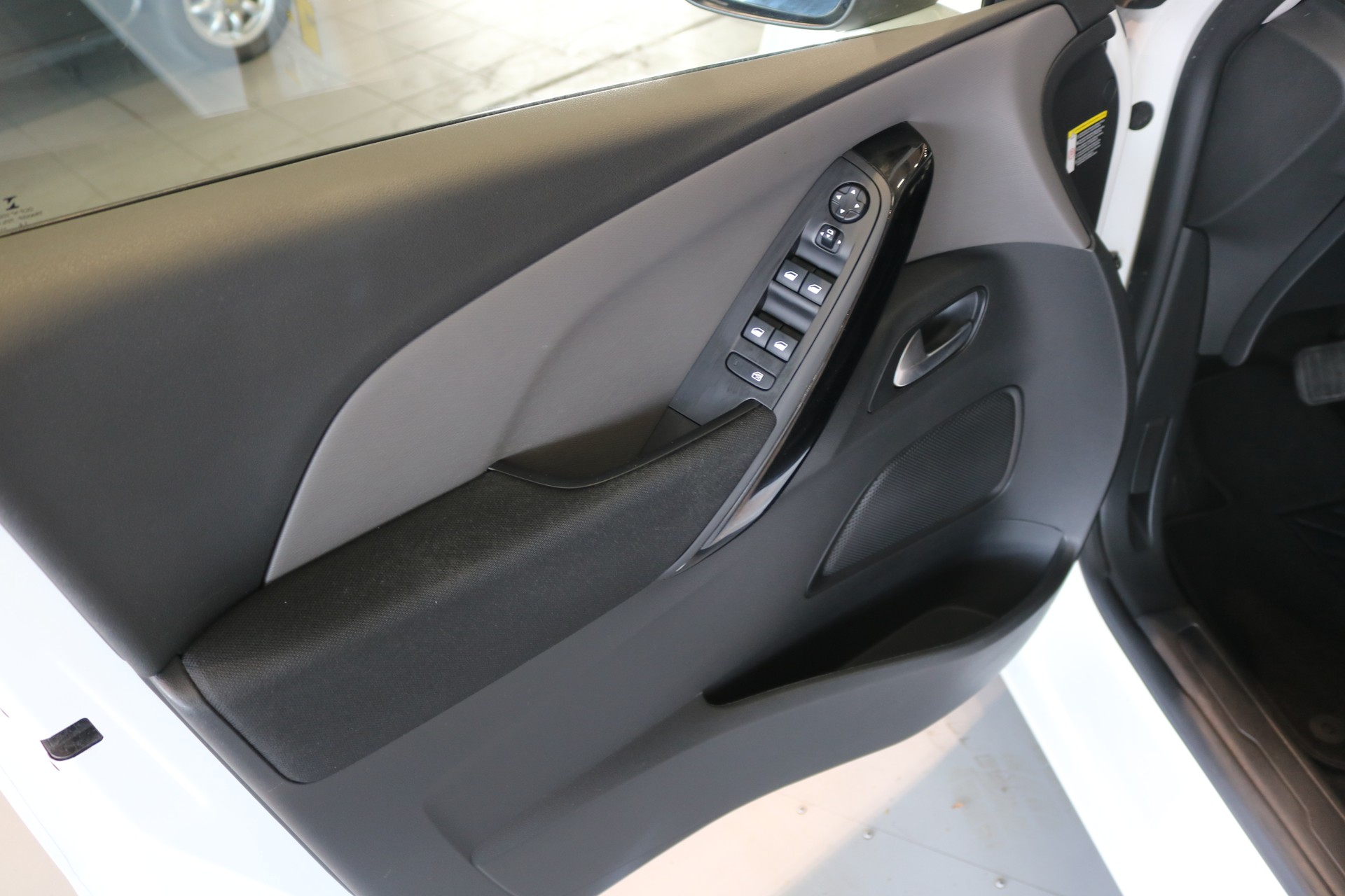 CITROEN Grand C4 Picasso 2.0 BlueHDi Exclusive Automatic-image-28
