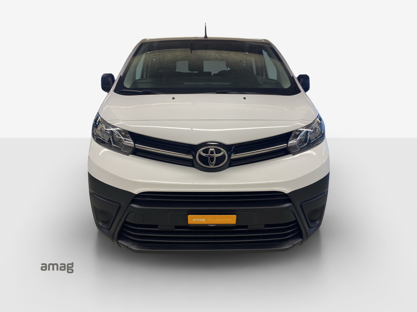 TOYOTA Proace Verso 1,5 D-4D Combi Compact-image-6