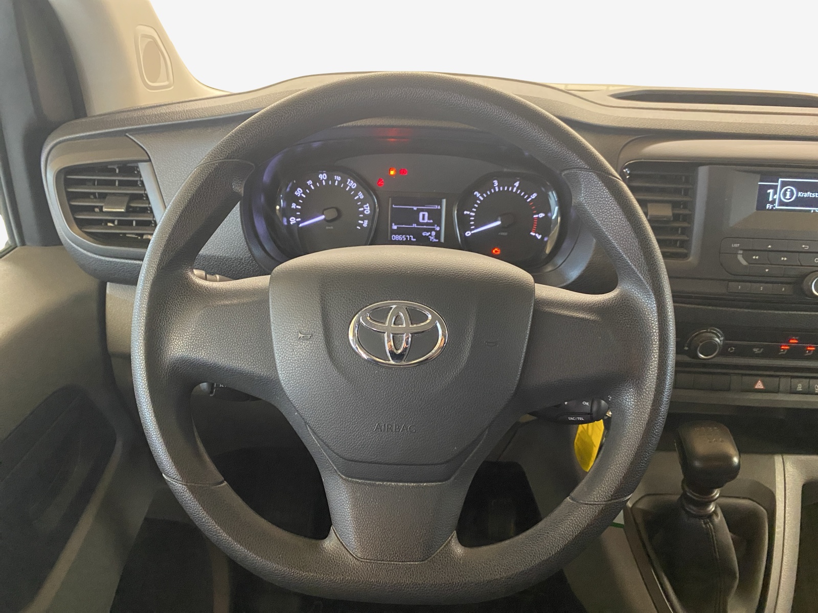 TOYOTA Proace Verso 1,5 D-4D Combi Compact-image-9