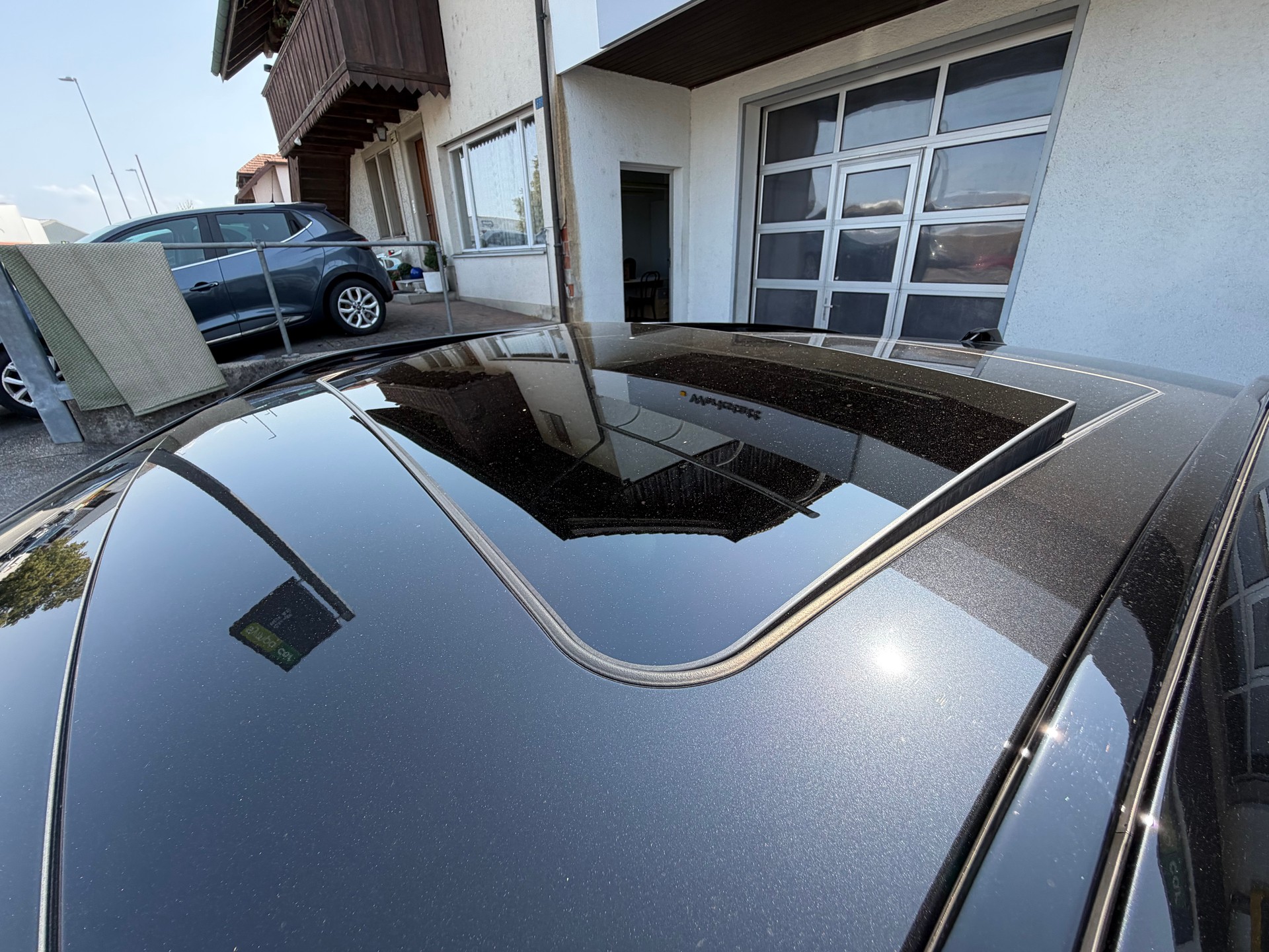 BMW 330e x DriveTouring Steptronic M Sport+++ANHÄNGERKUPPLUNG+++PANORAMADACH+++-image-12