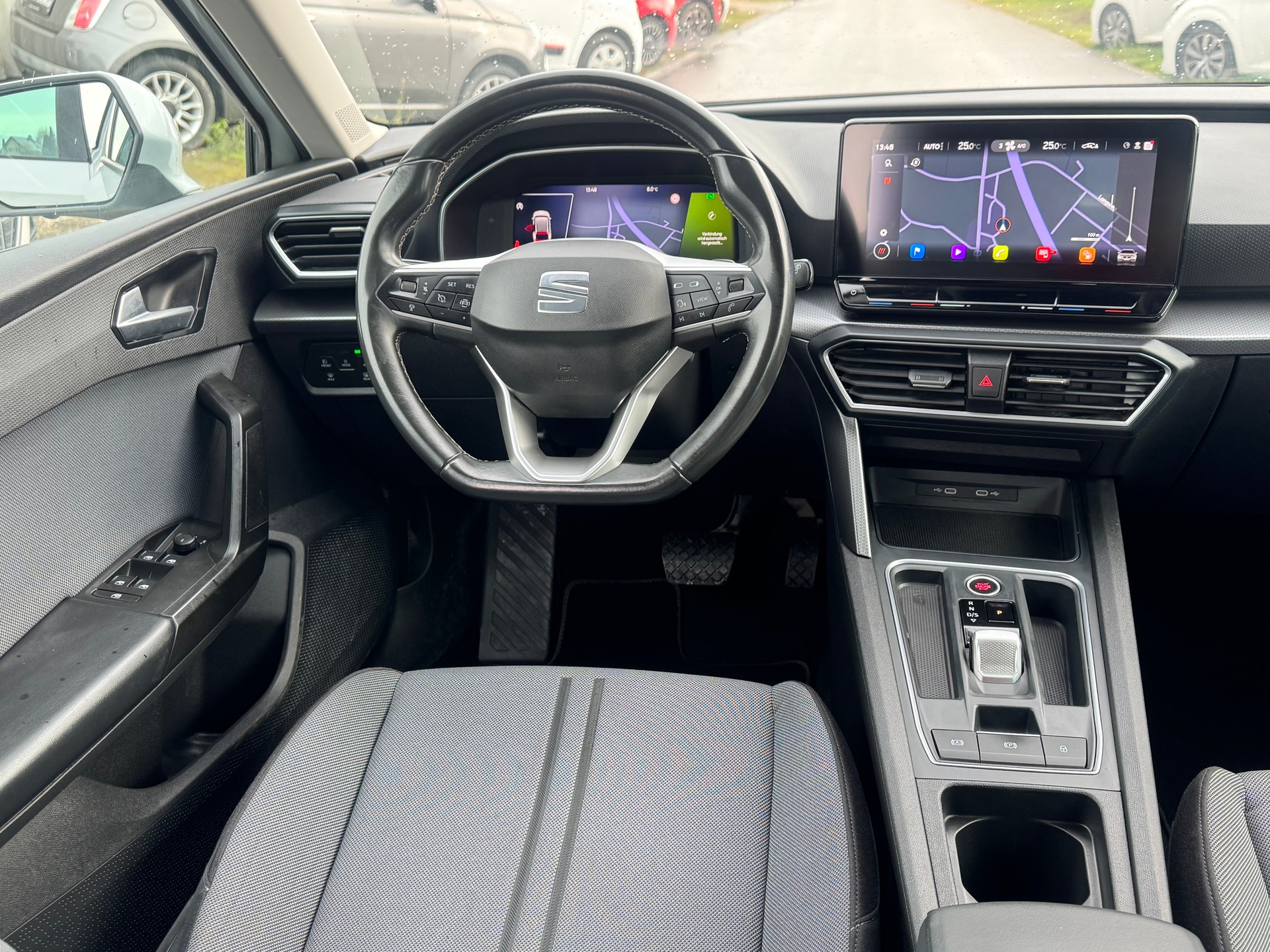 SEAT Leon 2.0 TDI EVO DSG Style-image-8