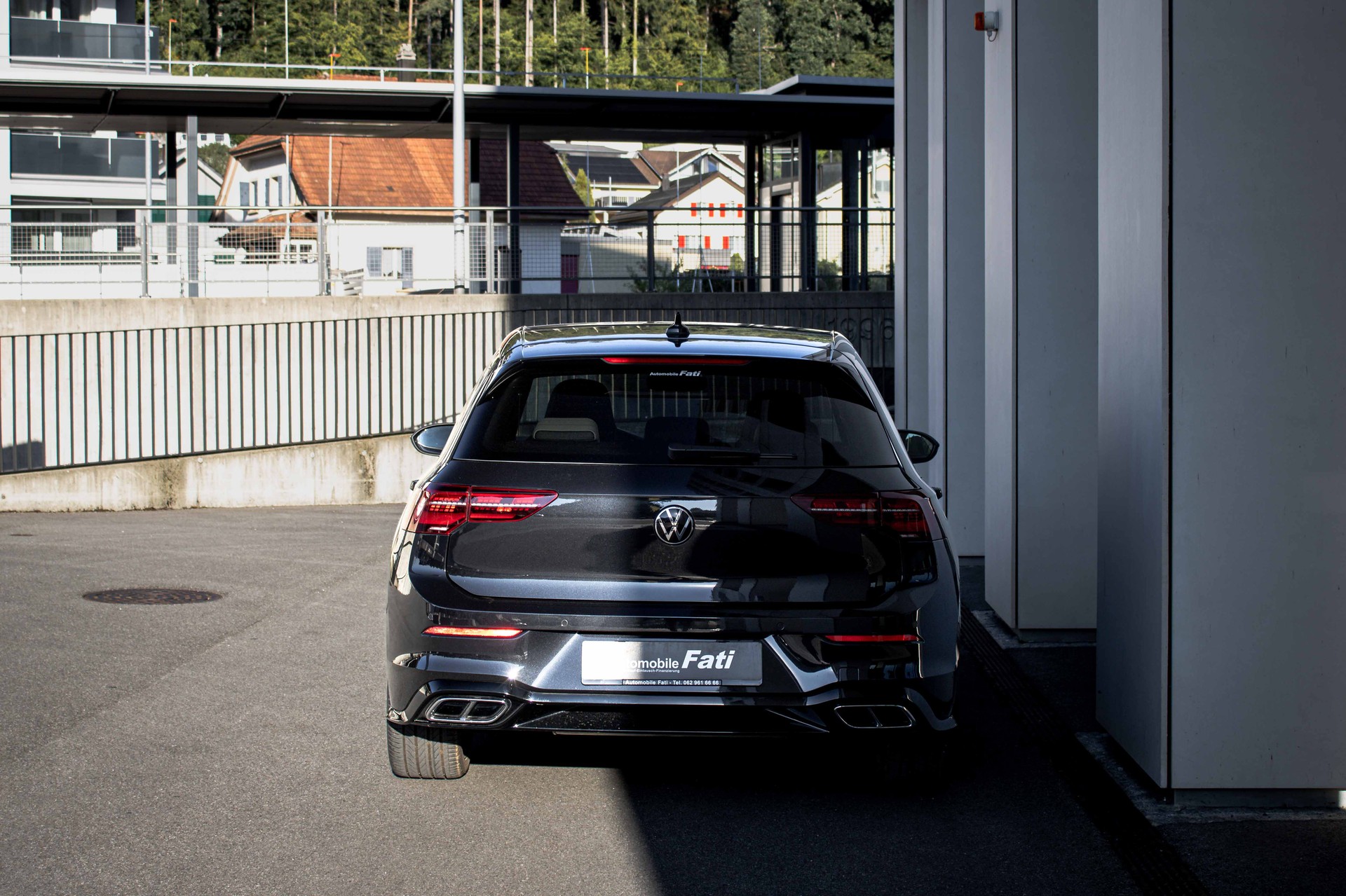 VW Golf 1.5 eTSI mHEV ACT R-Line DSG-showroom-element-3