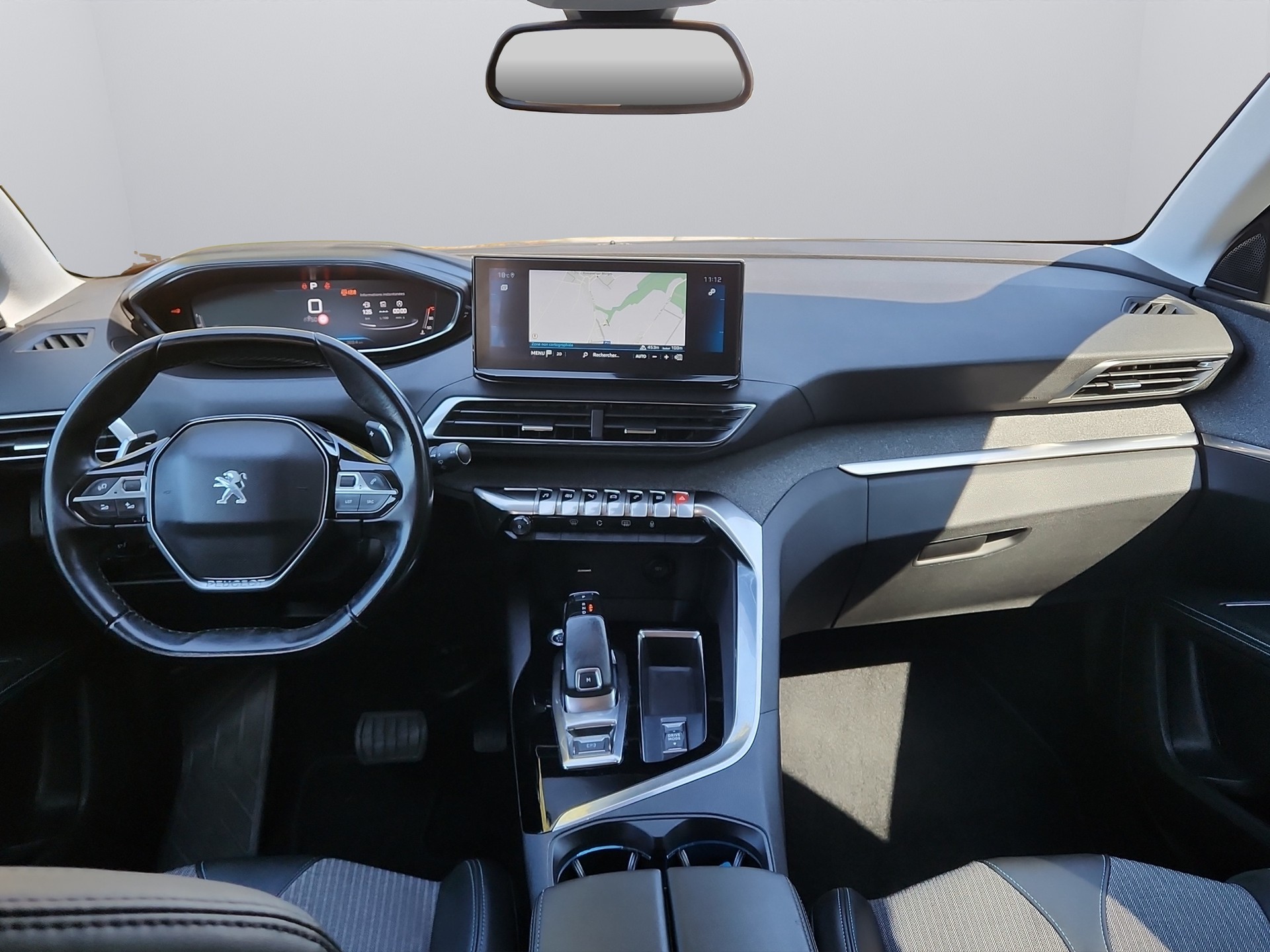 PEUGEOT 5008 1.5 BlueHDi Active Pack EAT8-image-9
