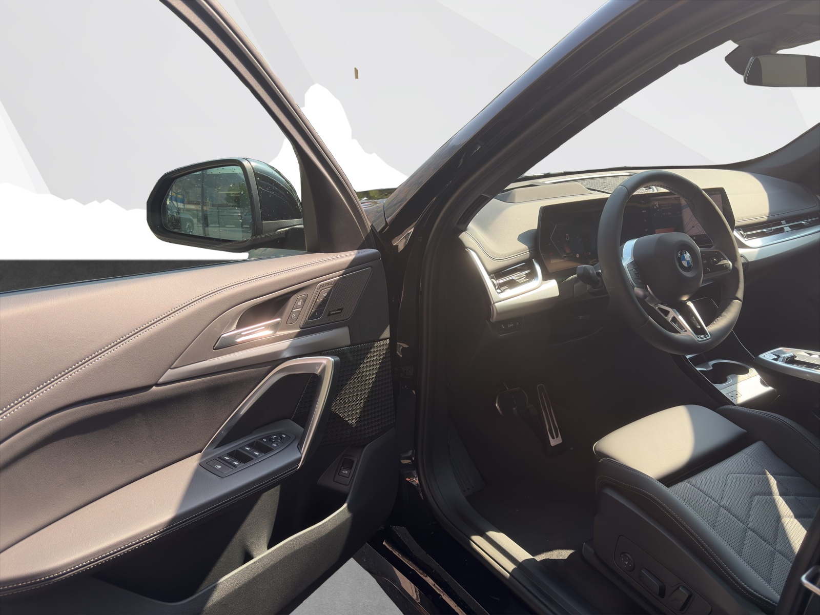BMW X1 23i xDrive-image-8
