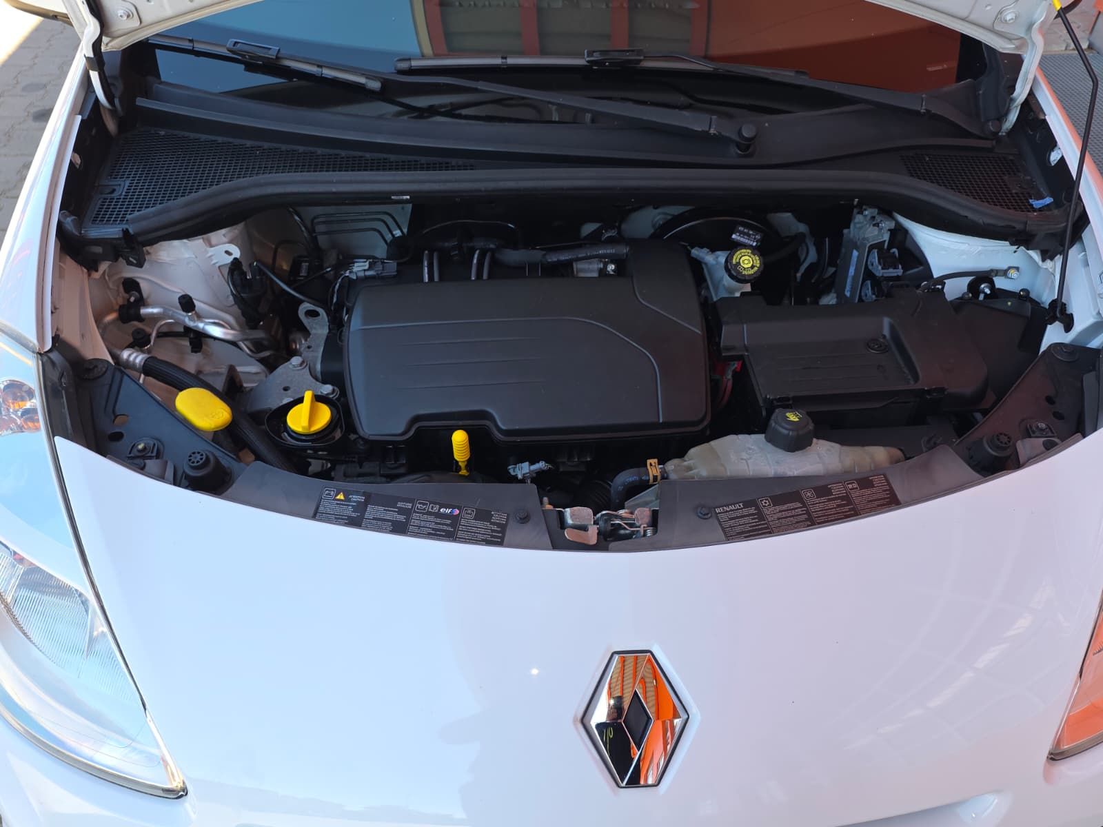 RENAULT Clio 1.2 16V Expression-image-6