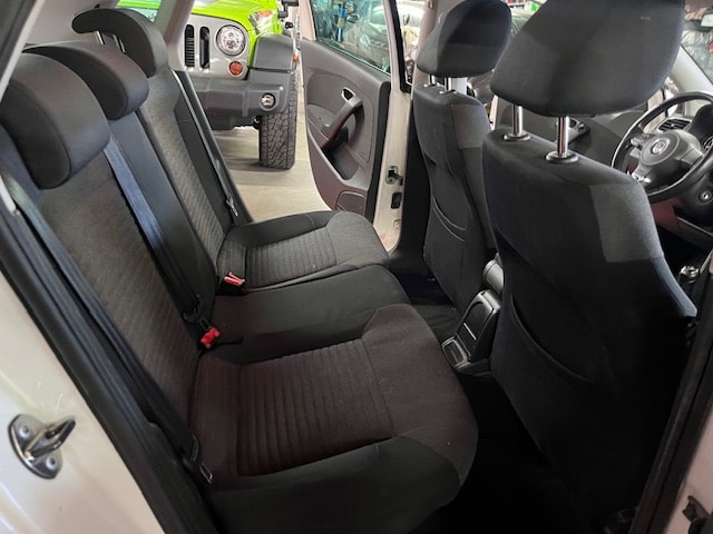 VW Polo 1.2 12V Trendline-image-13