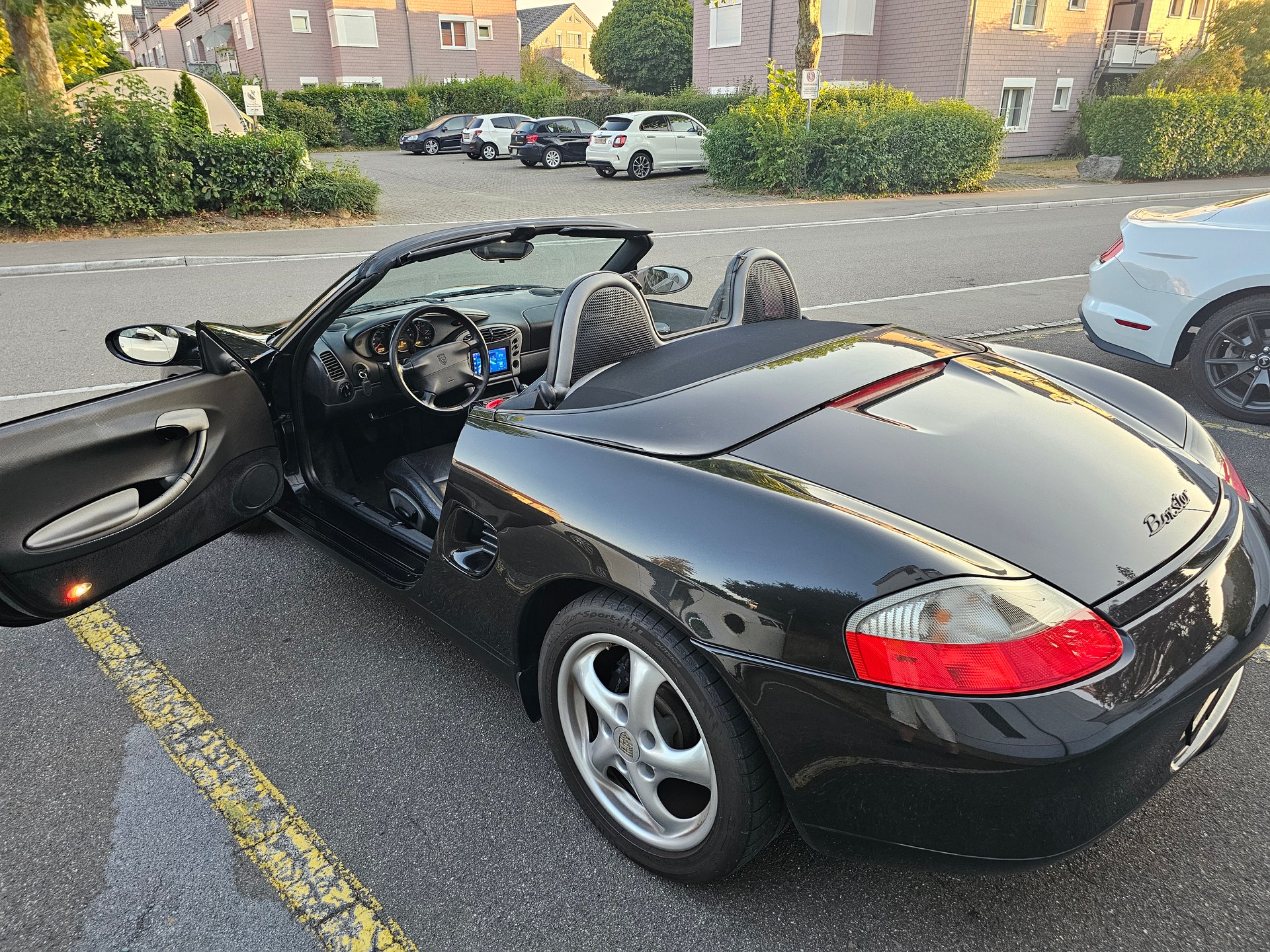 PORSCHE 2.5-image-1