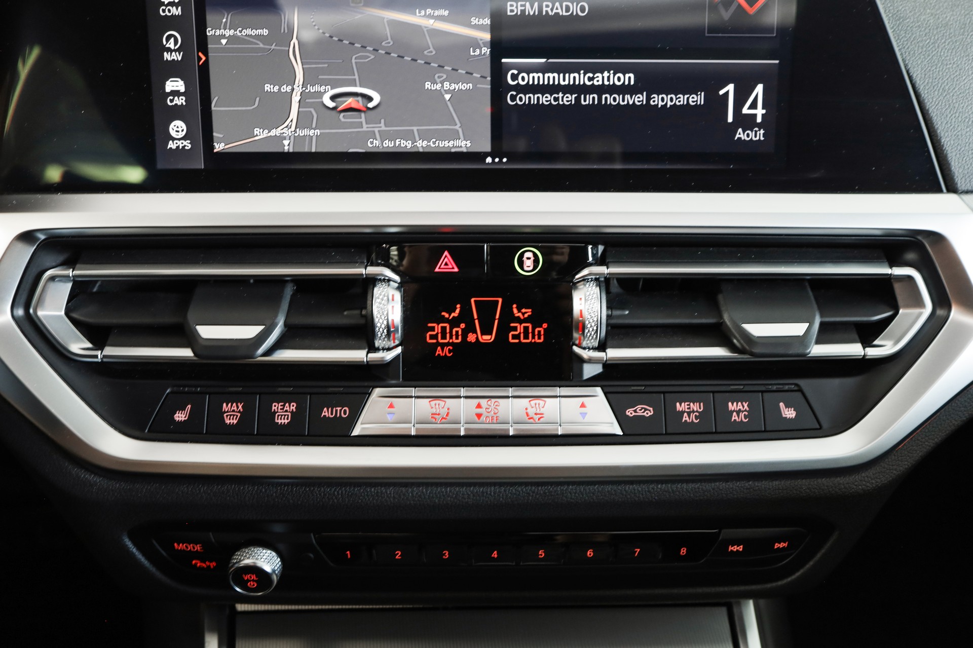 BMW M340d xDrive 48V Touring Steptronic Sport-image-18