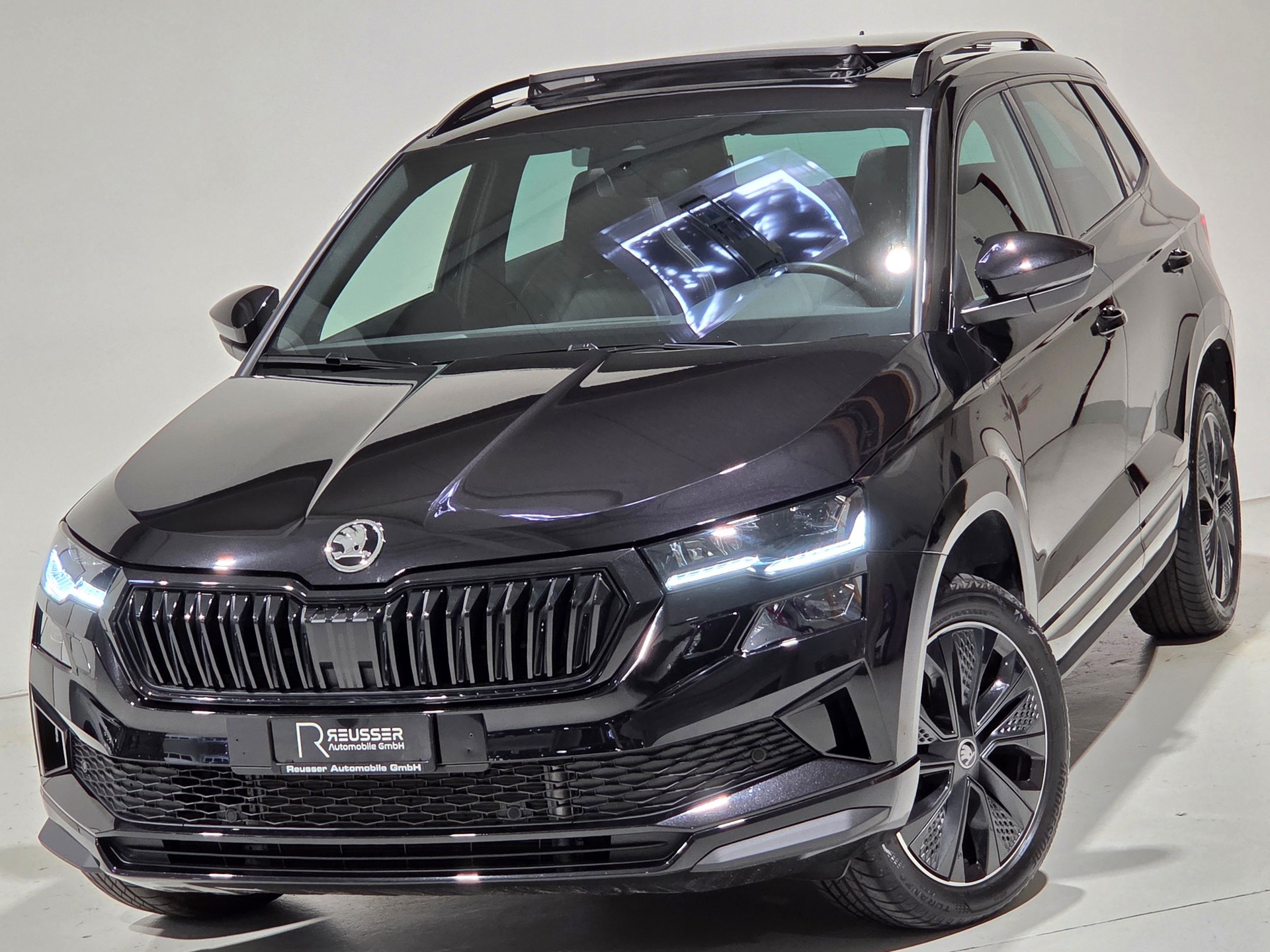 SKODA Karoq 1.5 TSI SportLine DSG-image-0