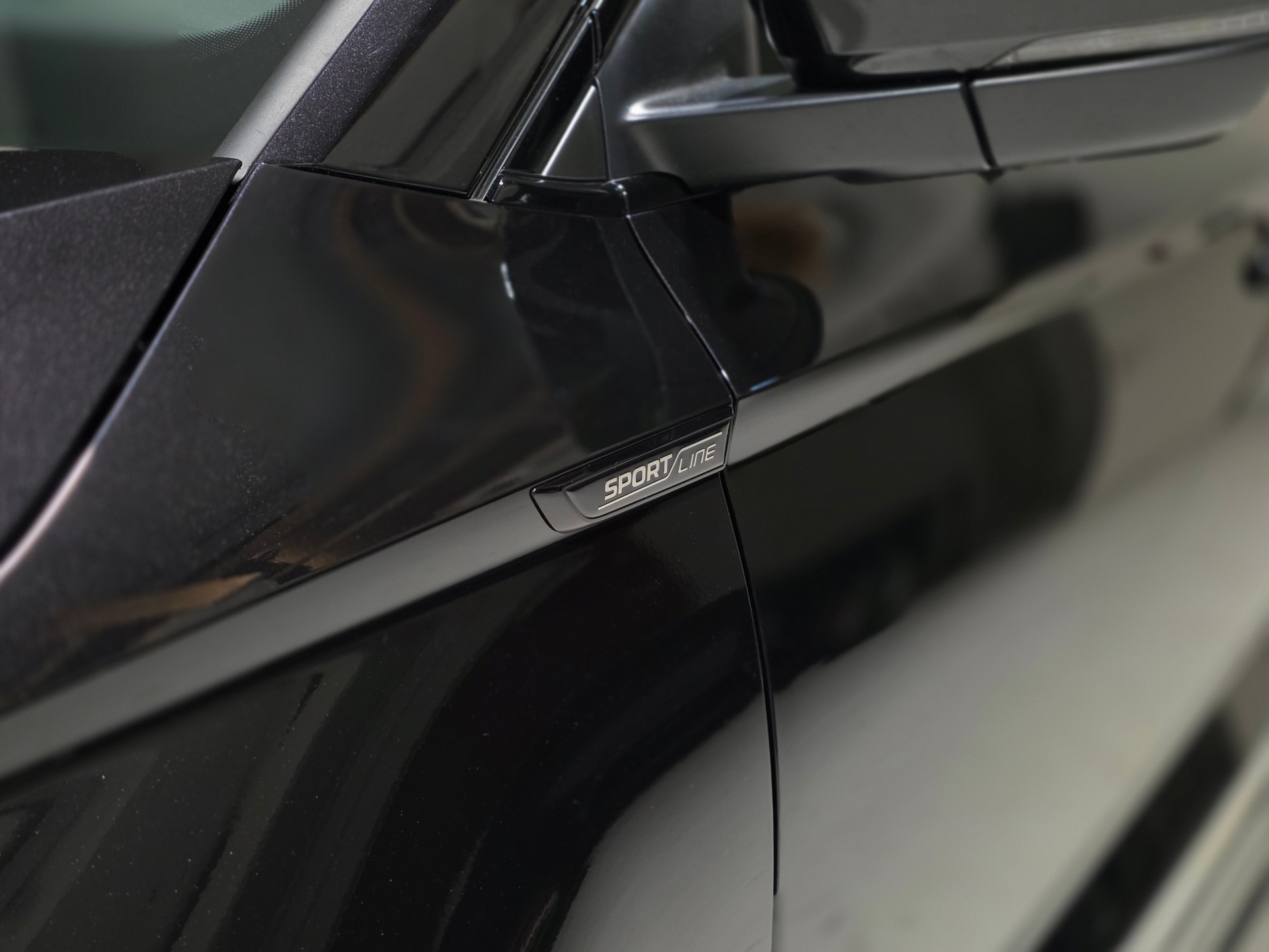 SKODA Karoq 1.5 TSI SportLine DSG-image-23