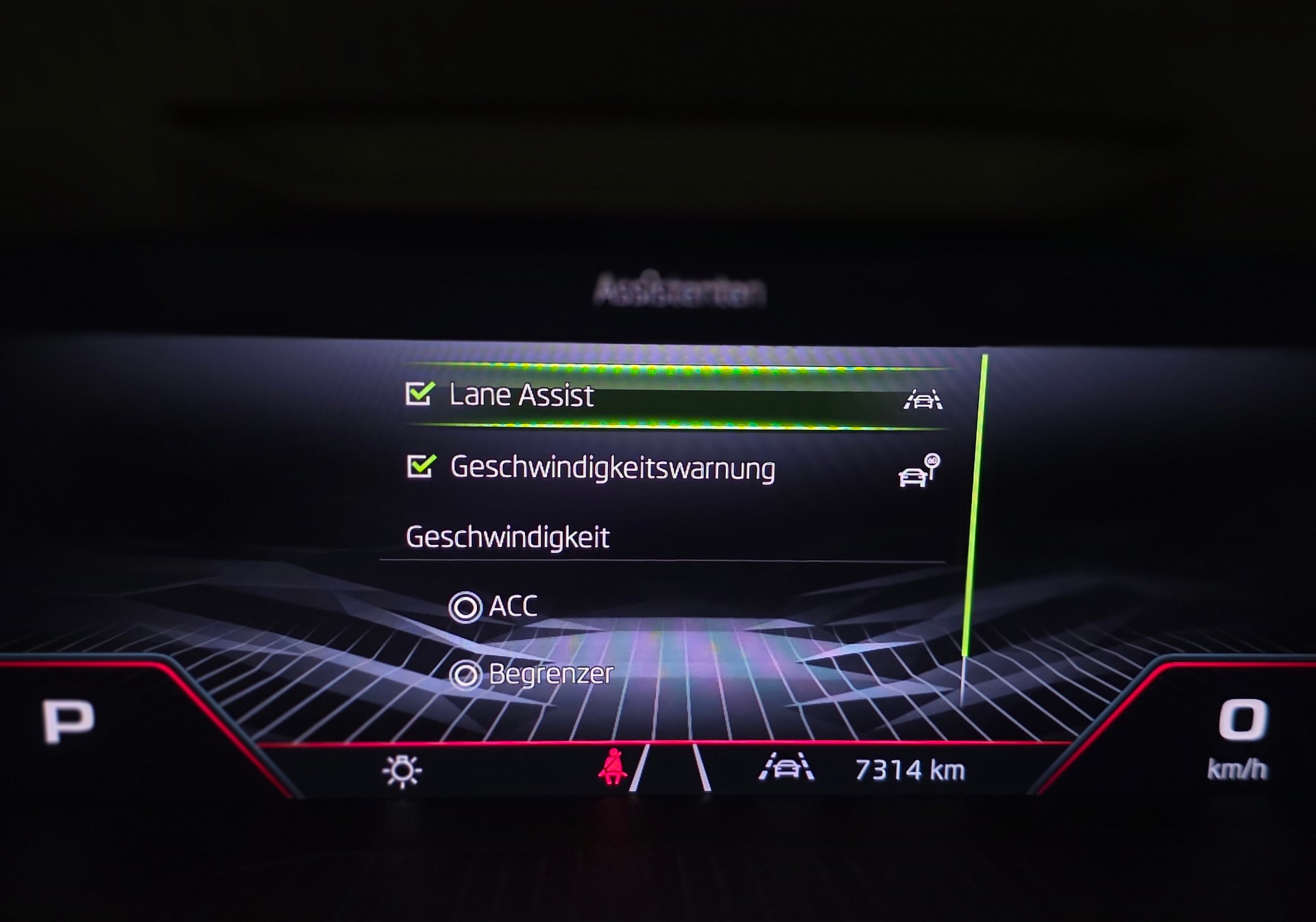 SKODA Karoq 1.5 TSI SportLine DSG-image-10