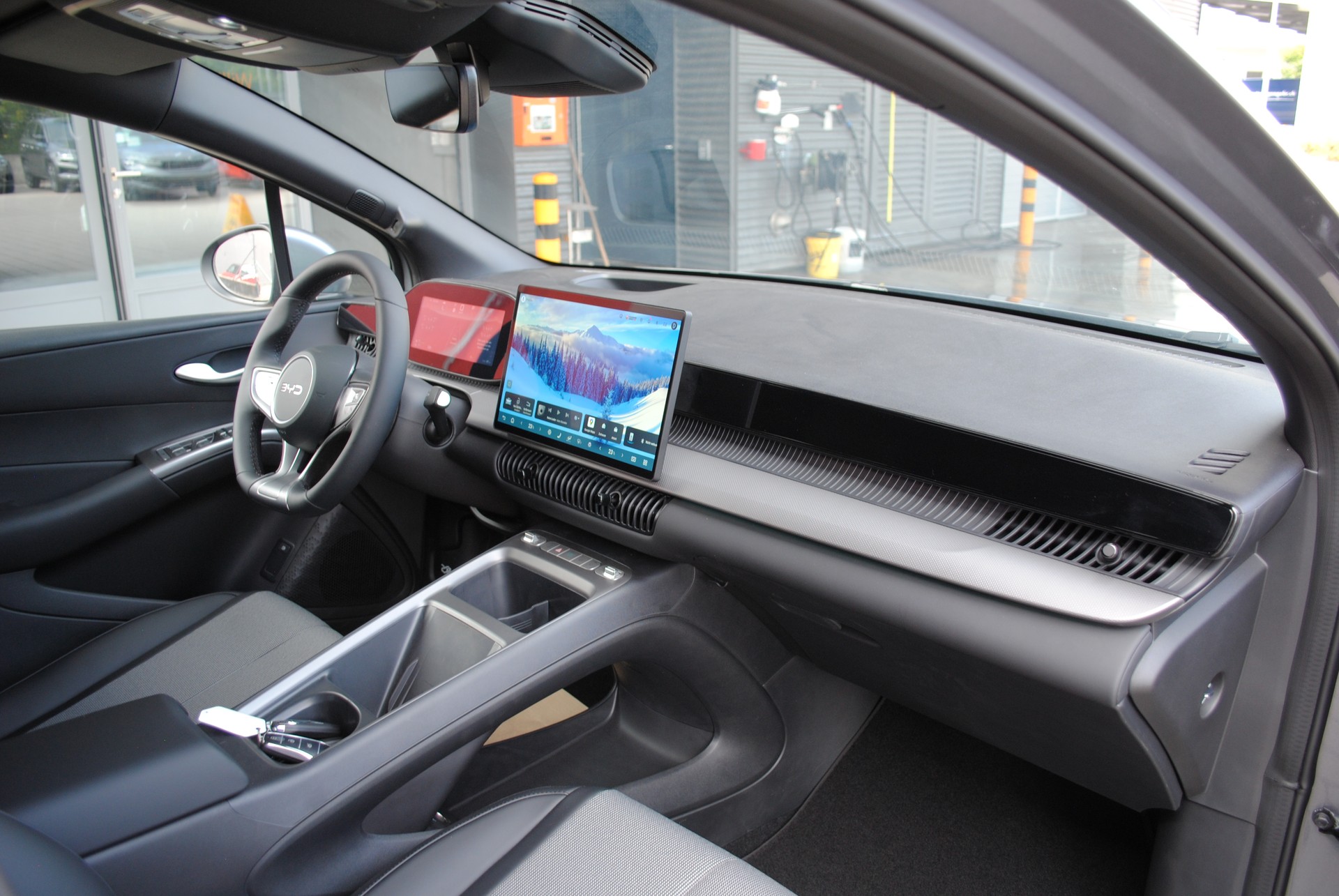 BYD Dolphin G DM-i Comfort-image-15