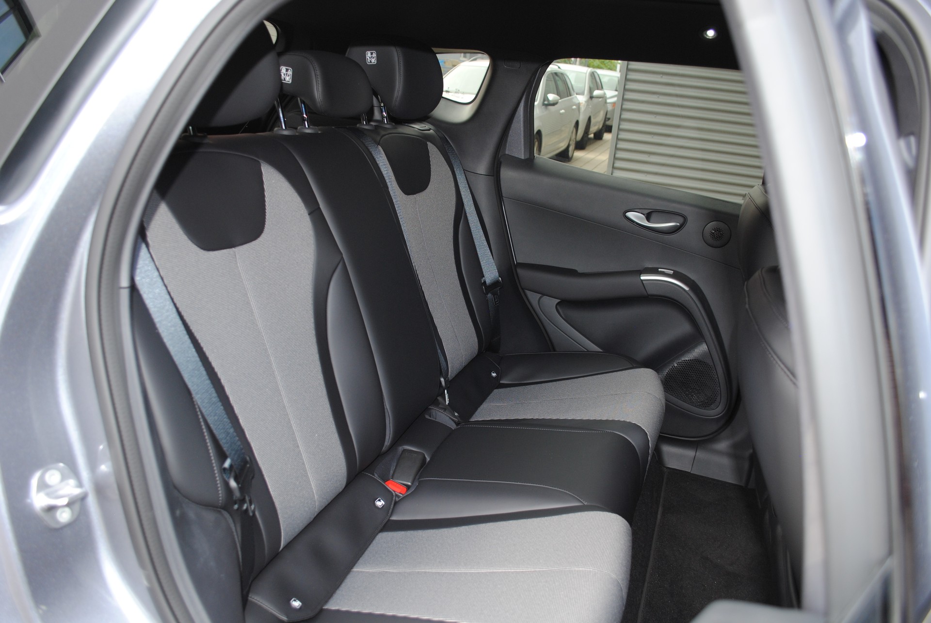 BYD Dolphin G DM-i Comfort-image-18