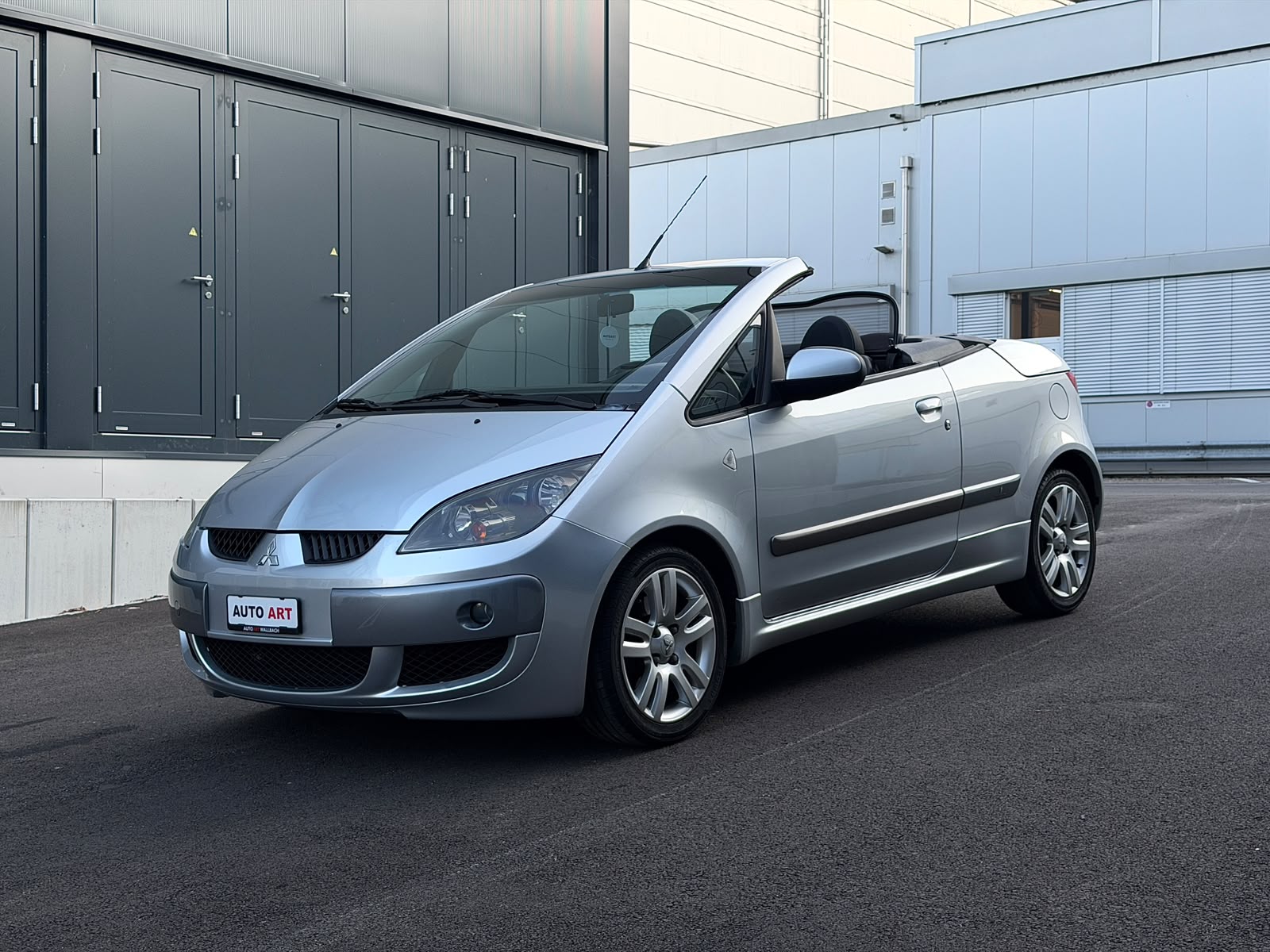 MITSUBISHI Colt Cabriolet 1.5 16V Turbo-image-0