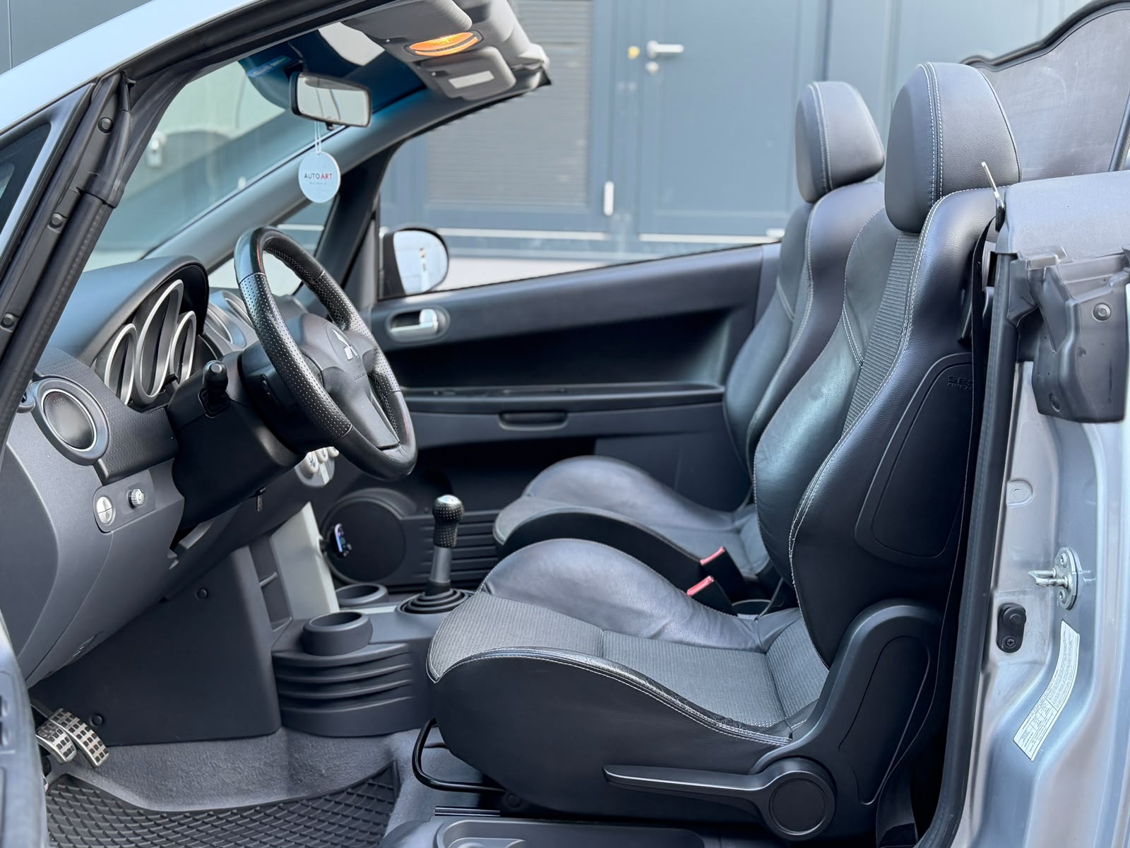 MITSUBISHI Colt Cabriolet 1.5 16V Turbo-image-11