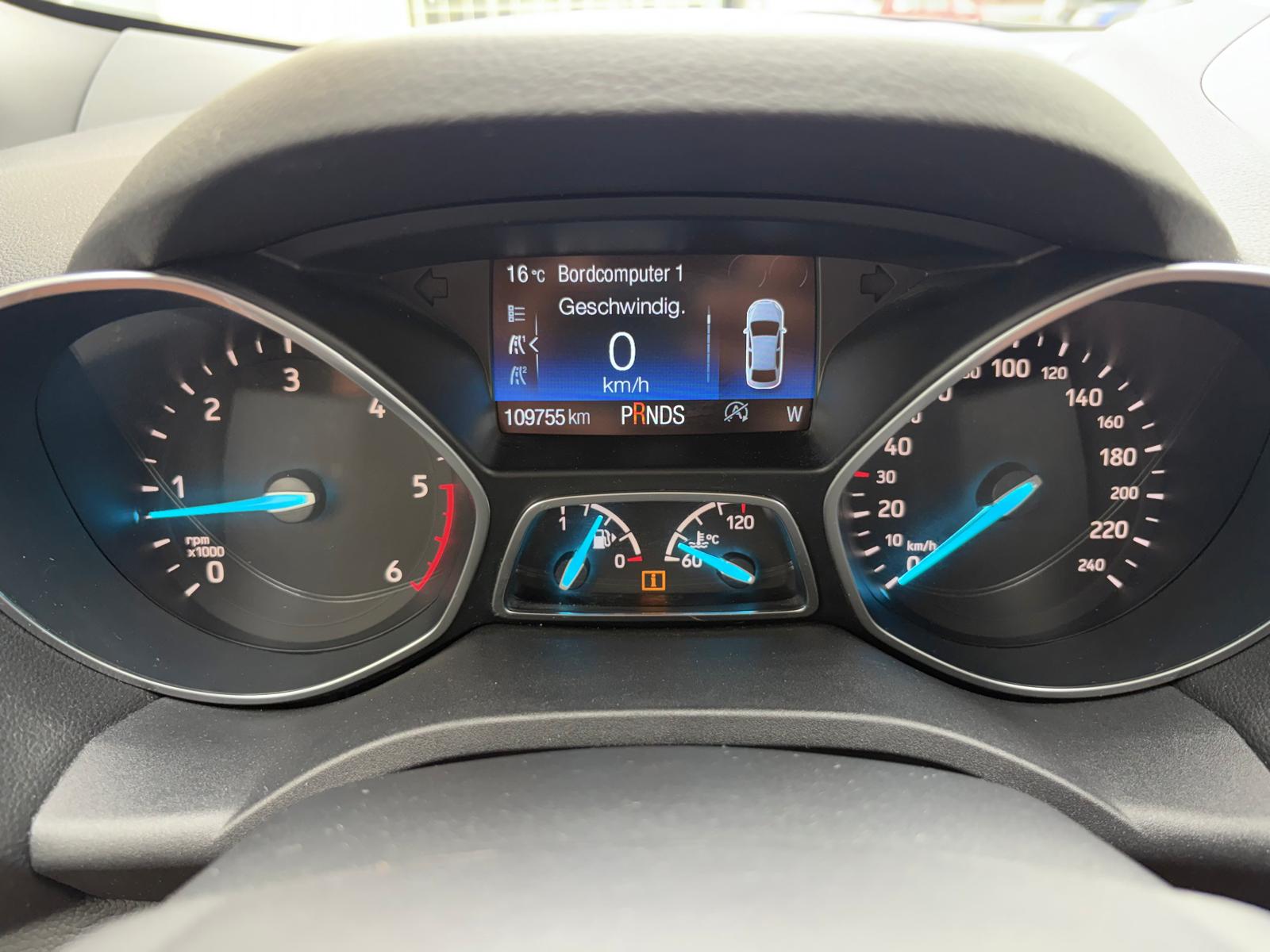 FORD Kuga 2.0 TDCi ST Line High 4WD PowerShift-image-15